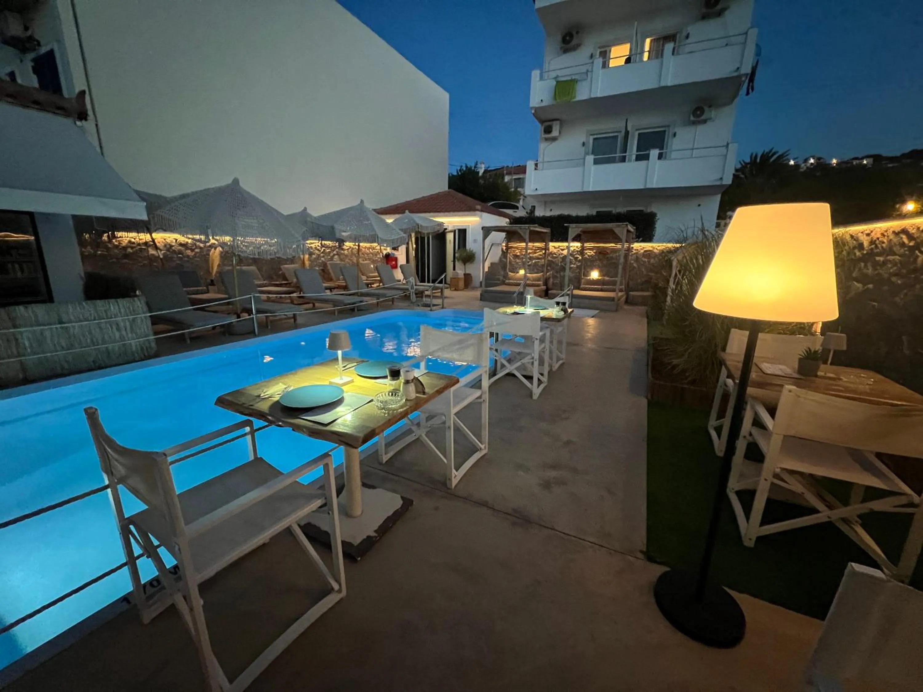 Koukounari Apartments