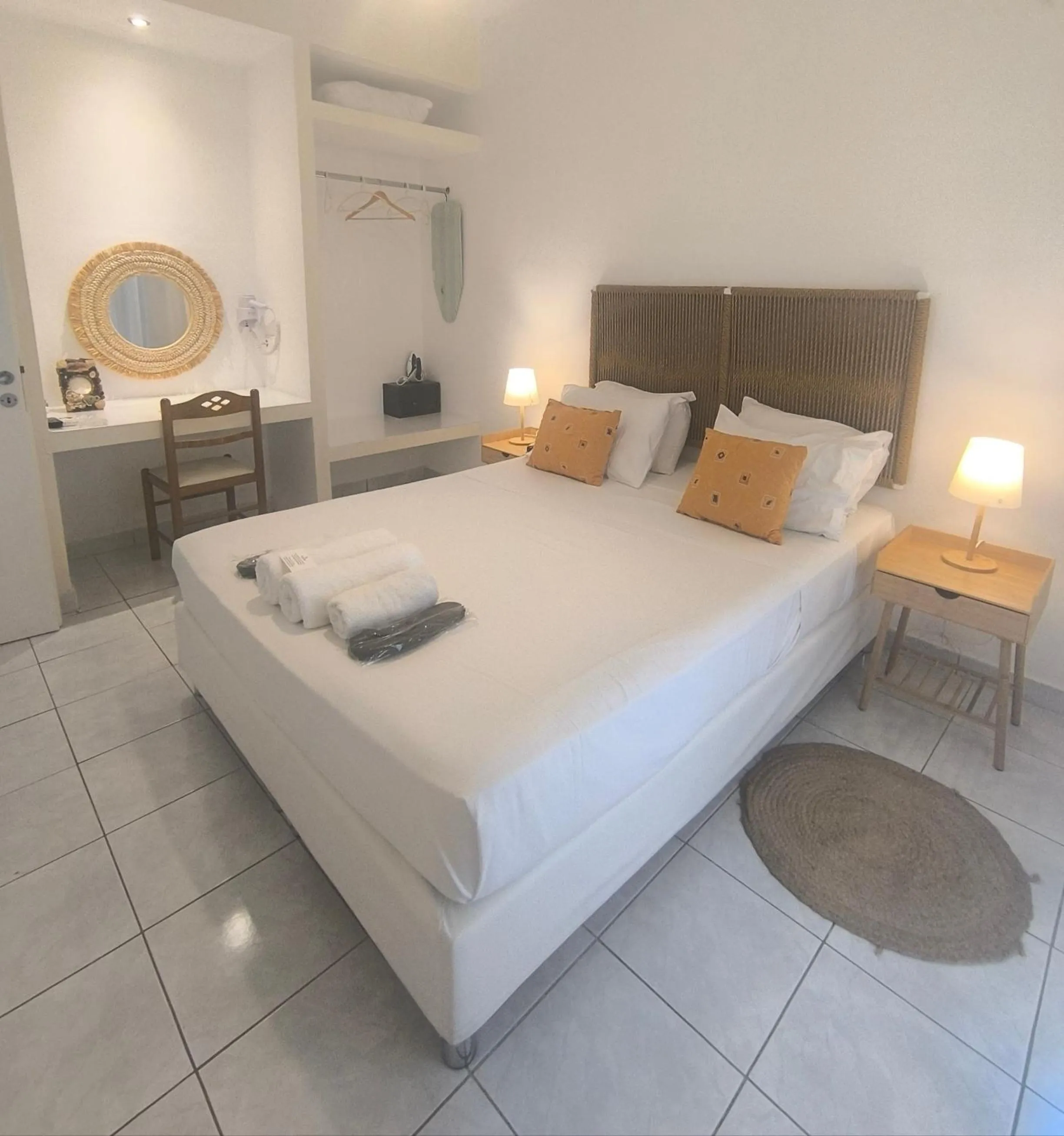 Bed in Koukounari Apartments