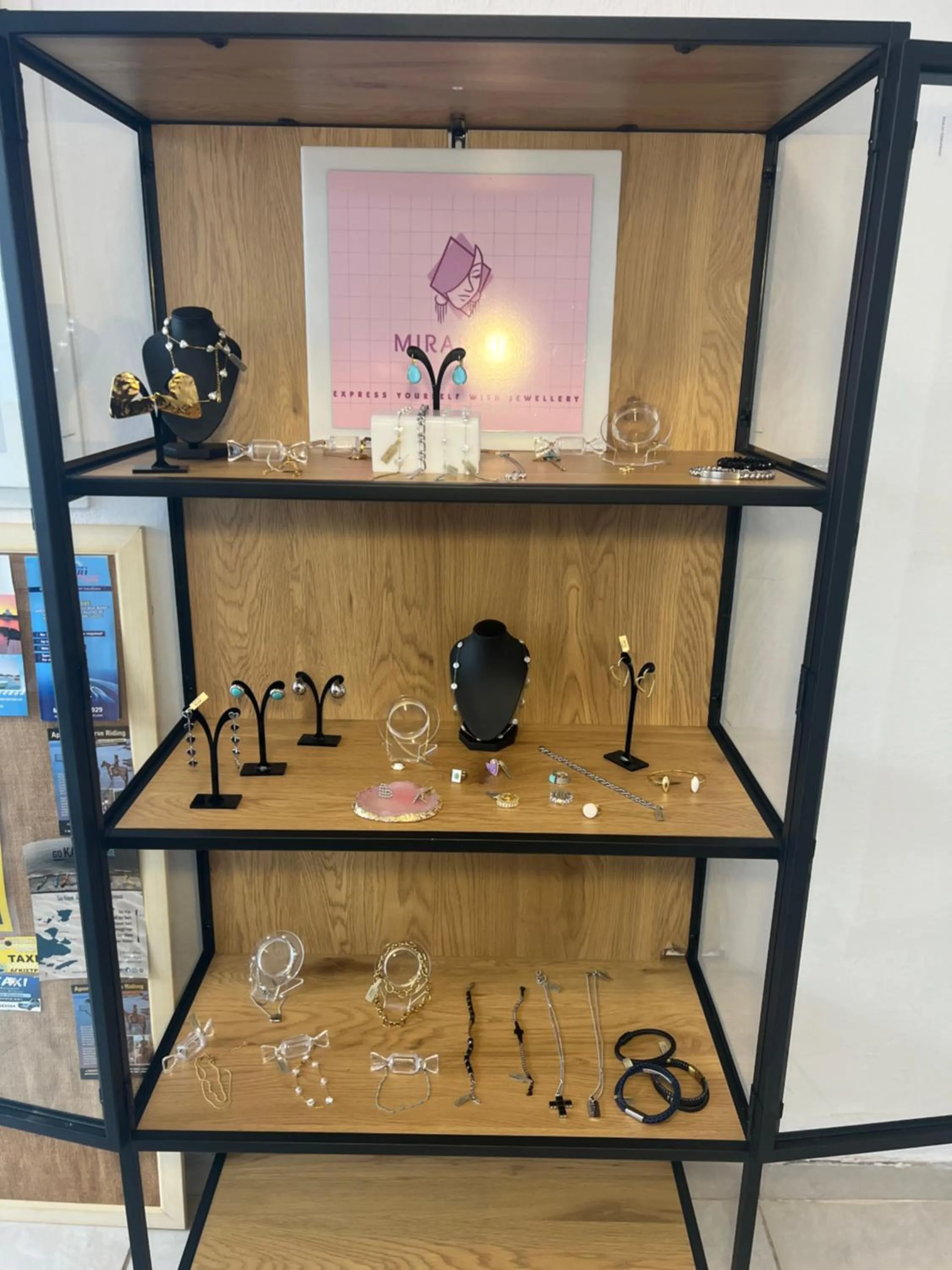 Koukounari Apartments