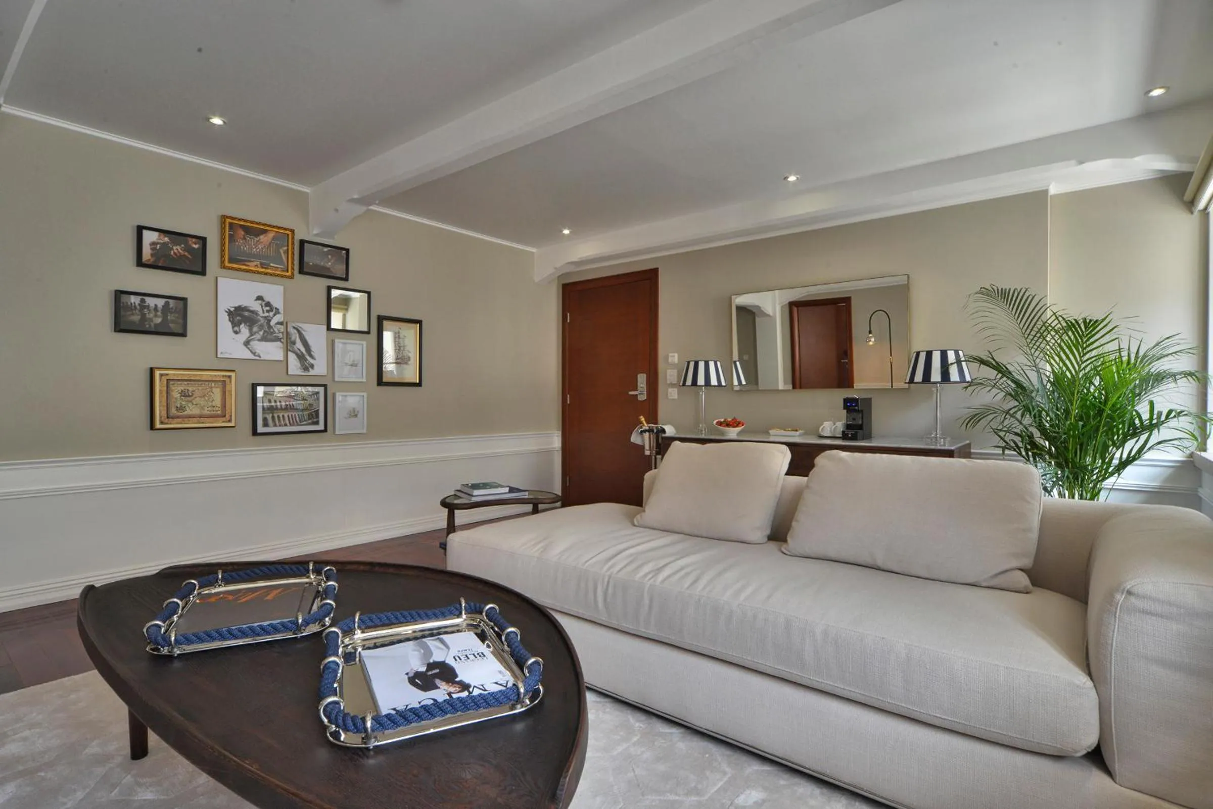 Living room in Hotel Brown Beach House & Spa