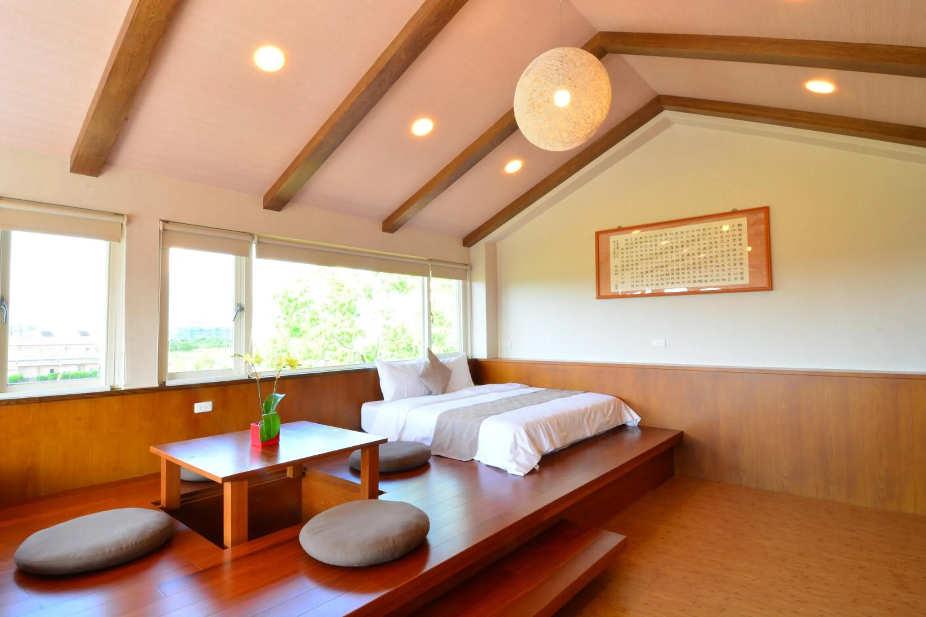 Bedroom, Bed in Simple Happiness B&B