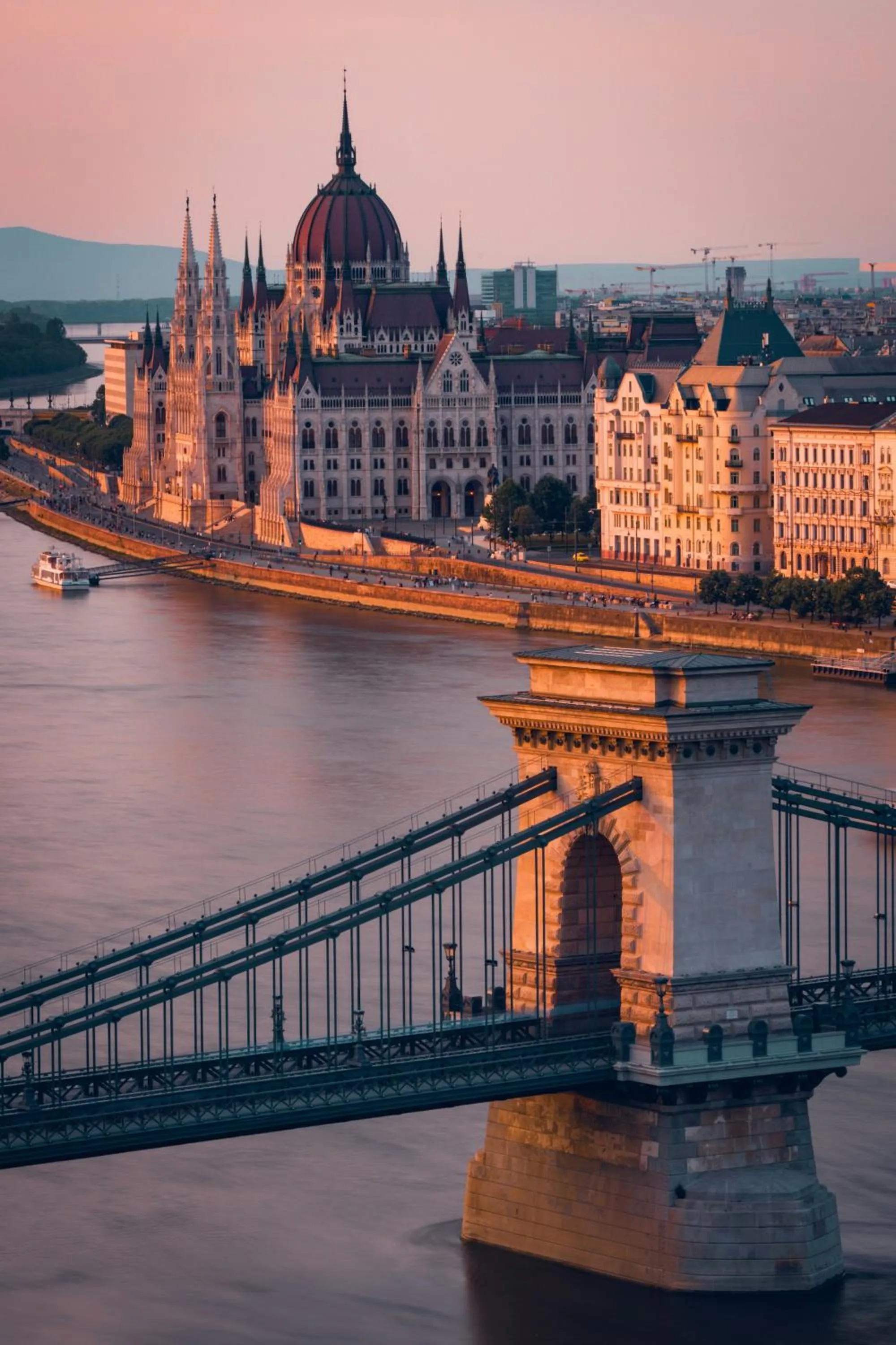 Nearby landmark in Hotel Metro