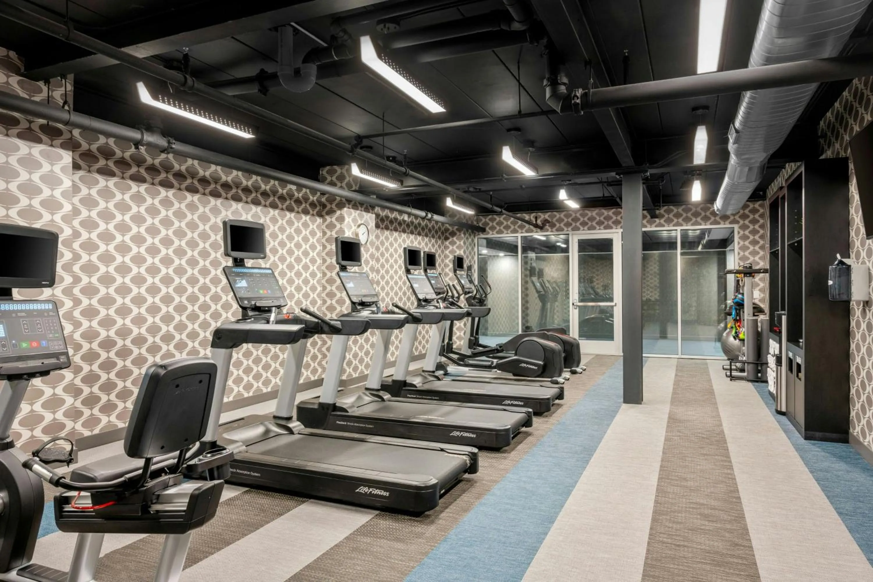 Fitness centre/facilities in Aloft Chicago Schaumburg