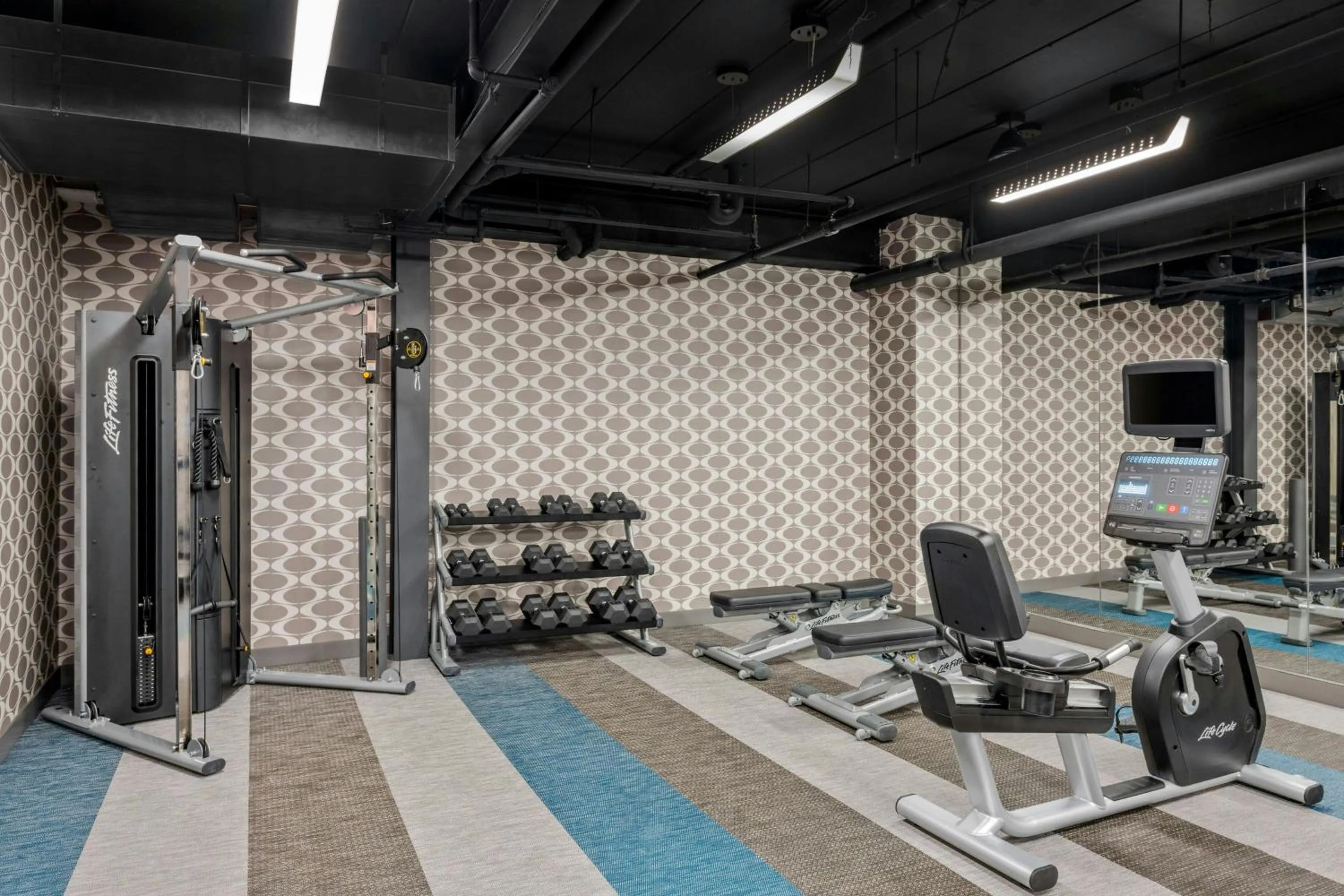 Fitness centre/facilities in Aloft Chicago Schaumburg