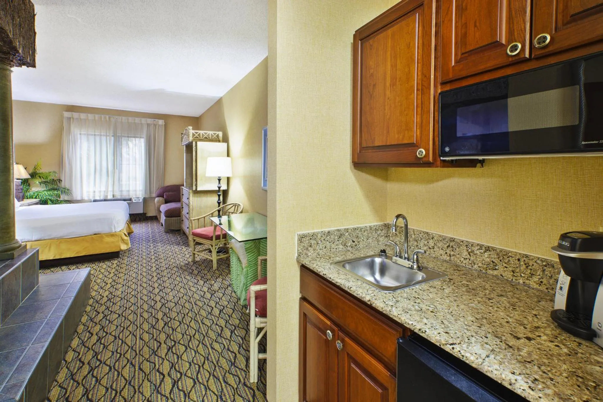 Photo of the whole room in Holiday Inn Express Hotel & Suites - Belleville Area by IHG