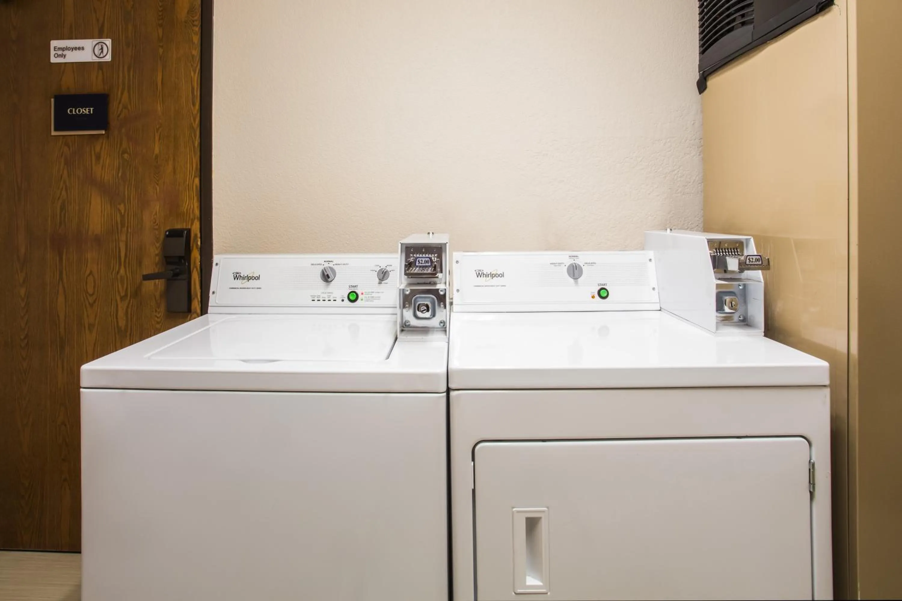 Spring in Super 8 by Wyndham Flagstaff