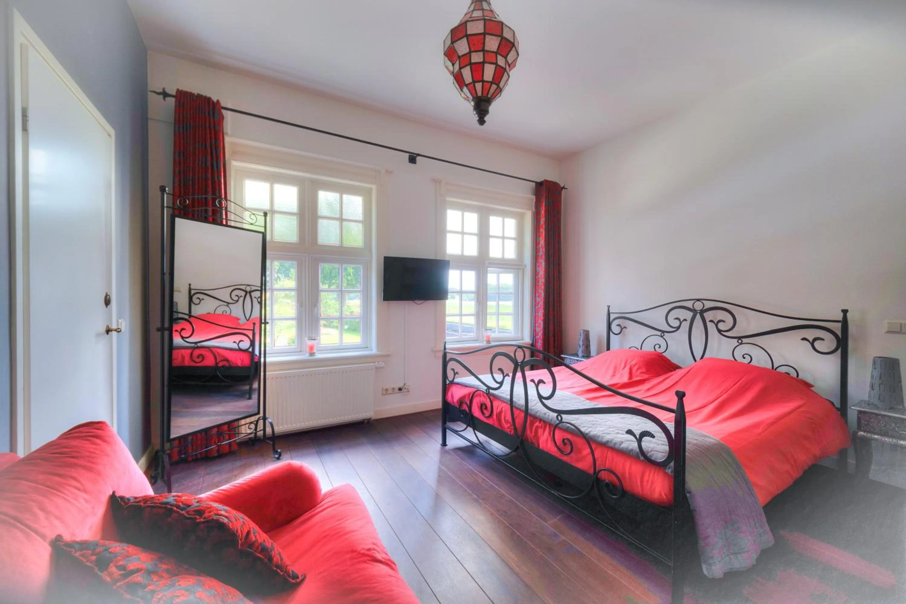 Bed in Burgers & Buitenlui