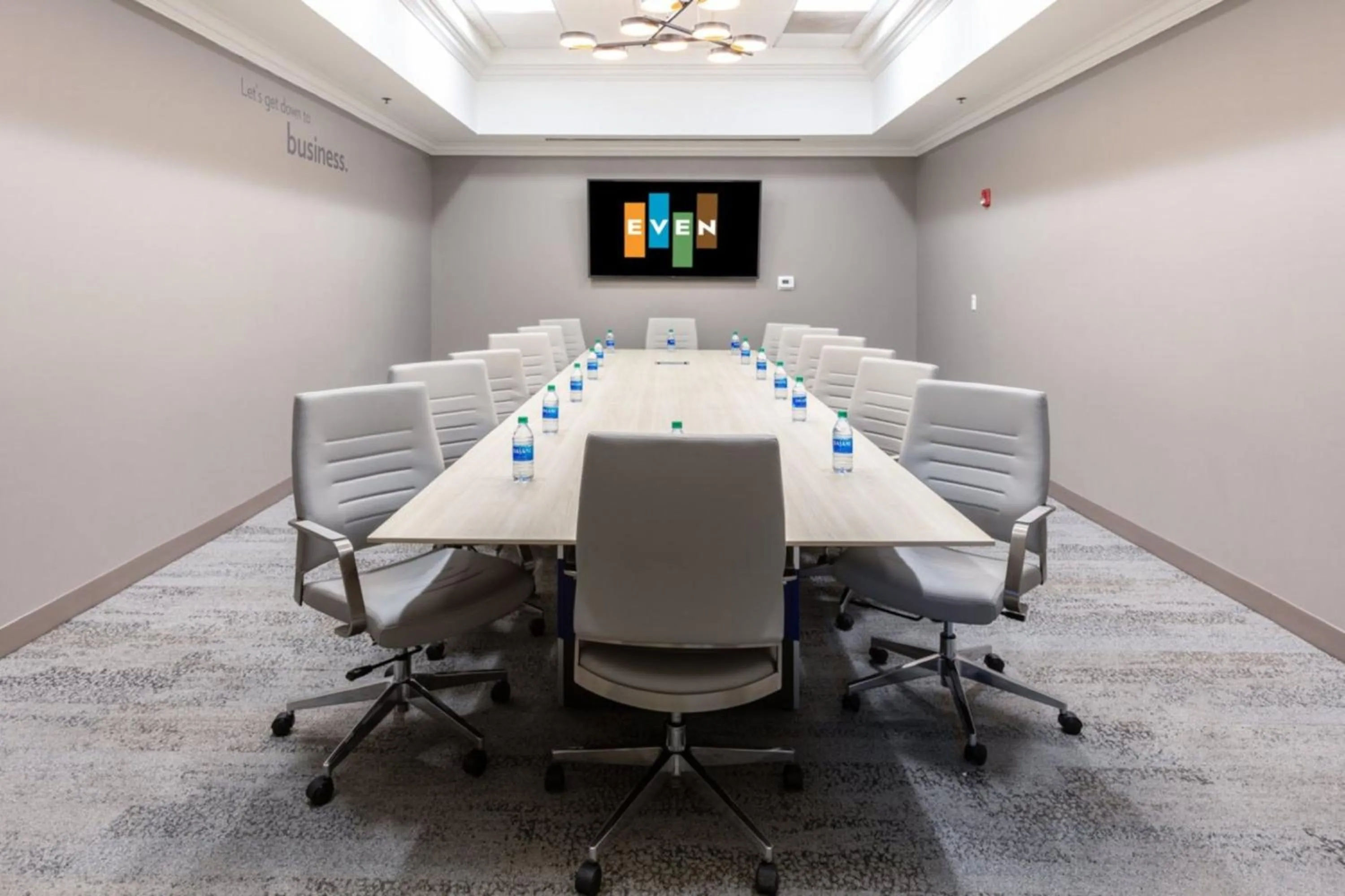 Meeting/conference room in EVEN Hotel Chicago - Tinley Park - Convention Center by IHG