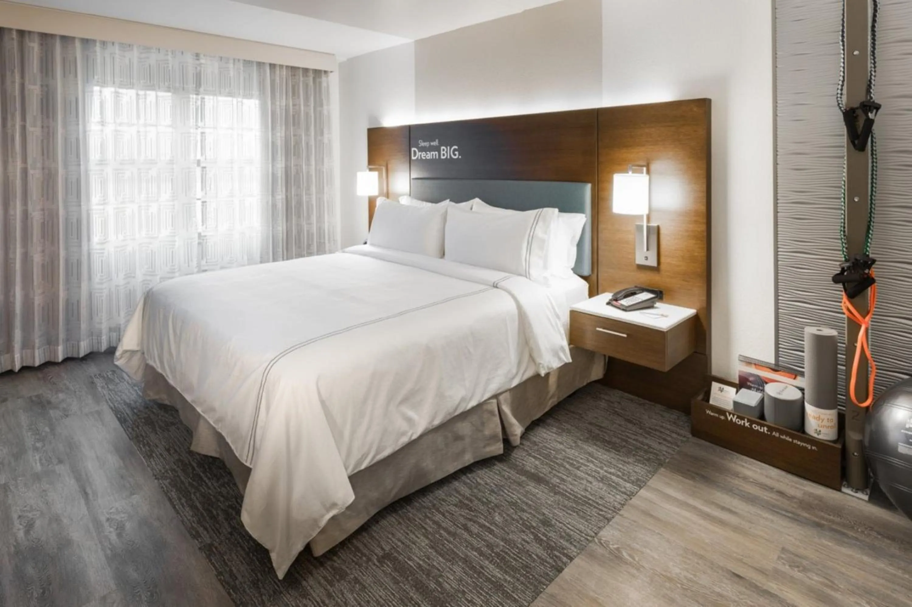 Bedroom, Bed in EVEN Hotel Chicago - Tinley Park - Convention Center by IHG