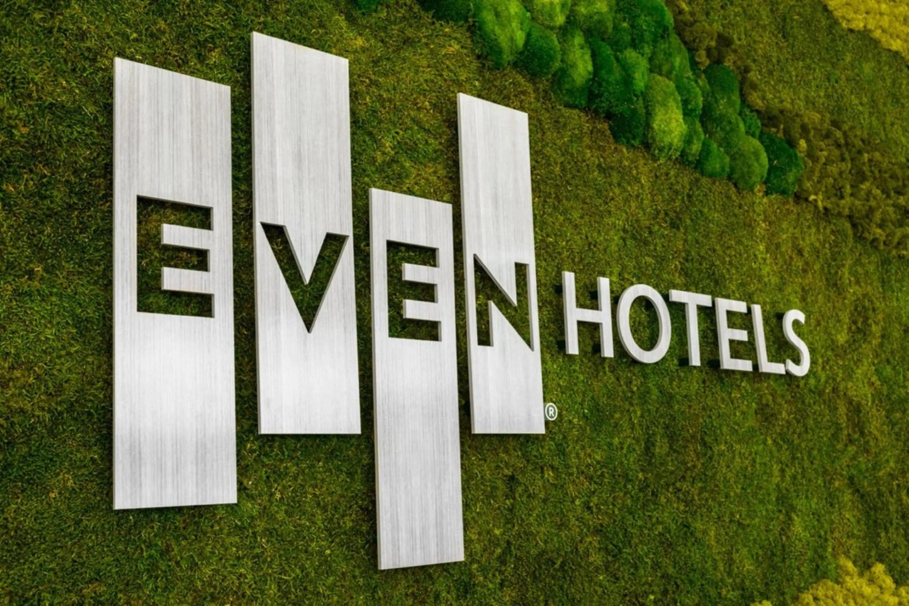 Property building in EVEN Hotel Chicago - Tinley Park - Convention Center by IHG