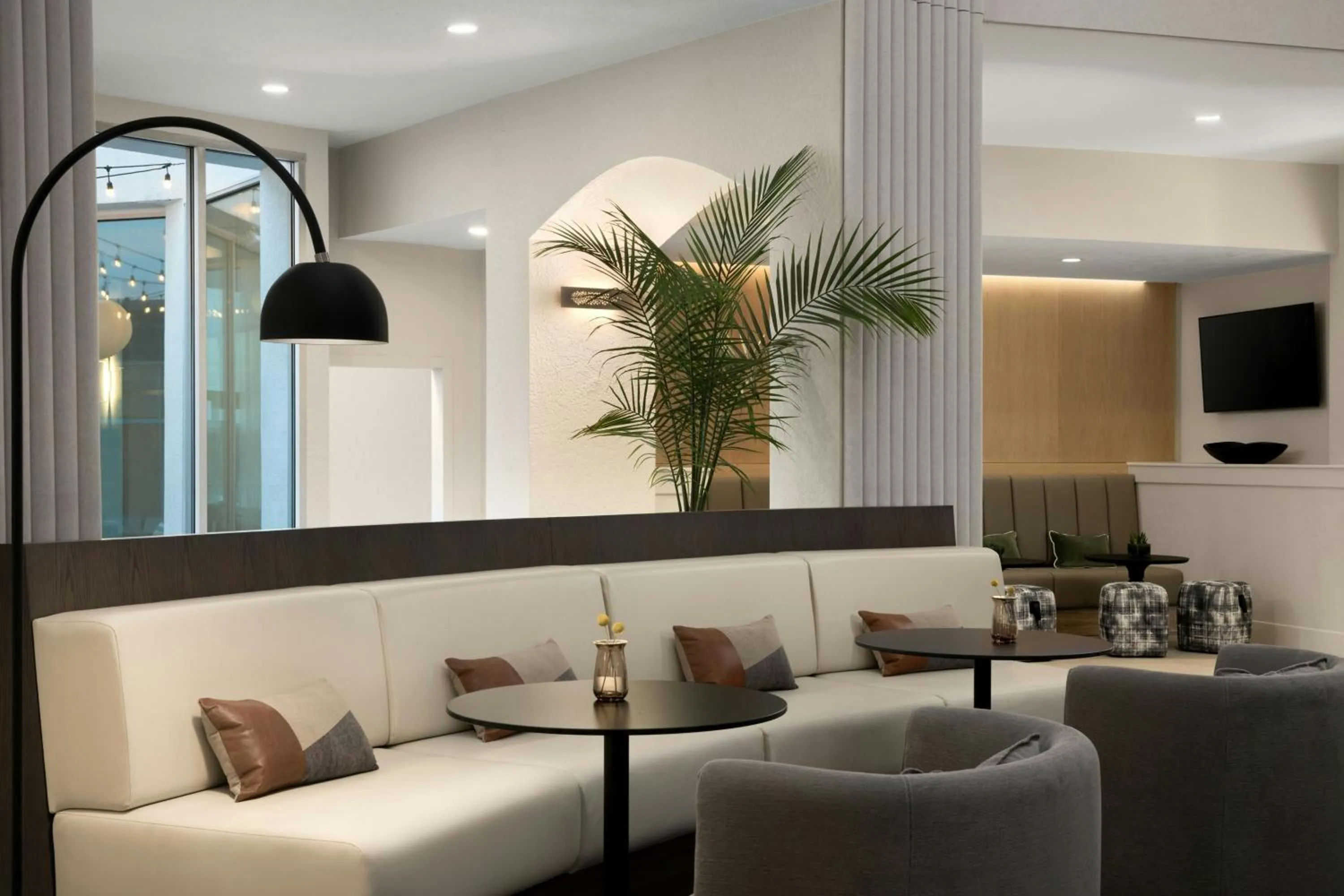 Lobby or reception in AC Hotel by Marriott Portland Lake Oswego