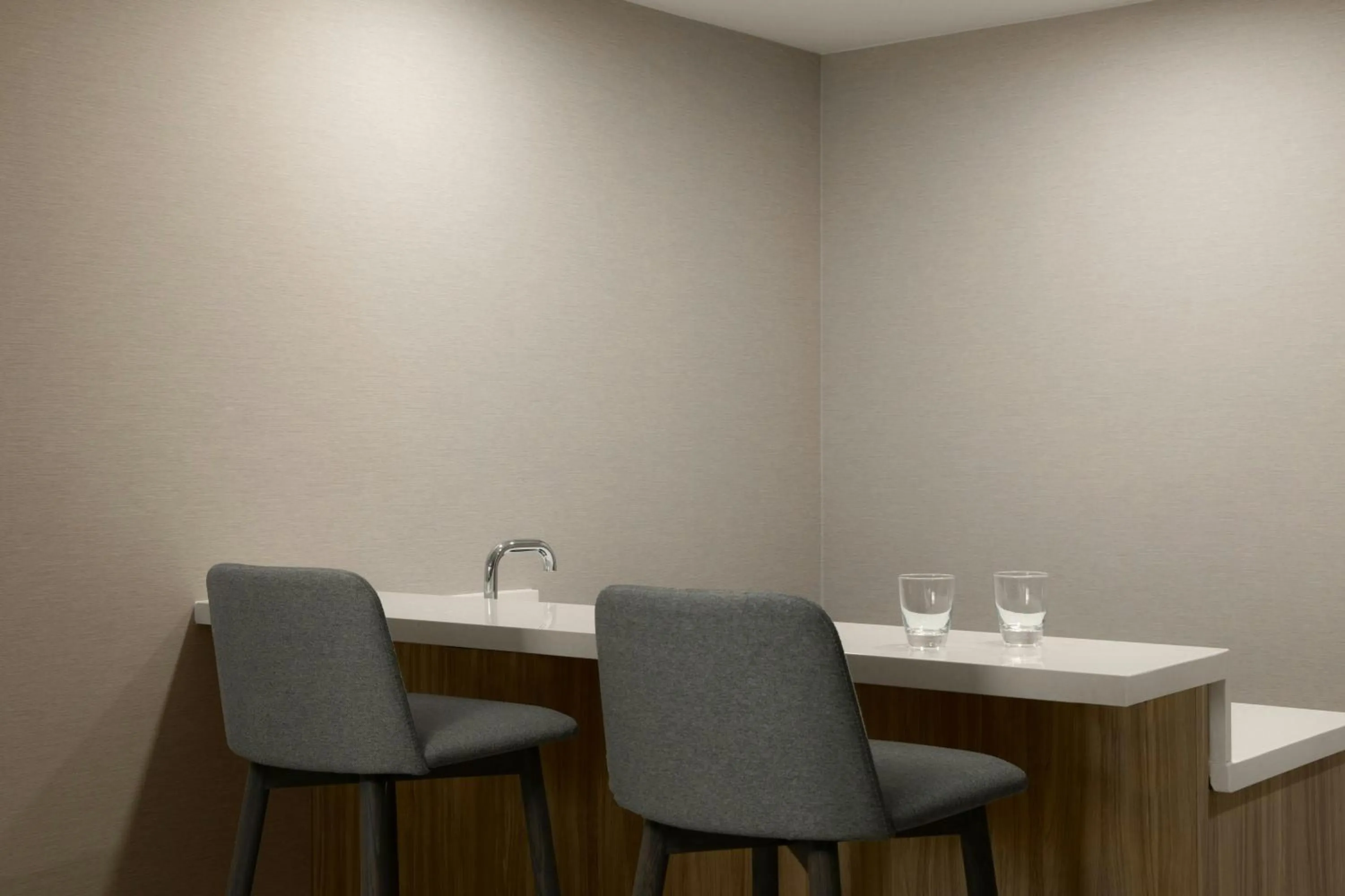 Kitchen or kitchenette in AC Hotel by Marriott Portland Lake Oswego