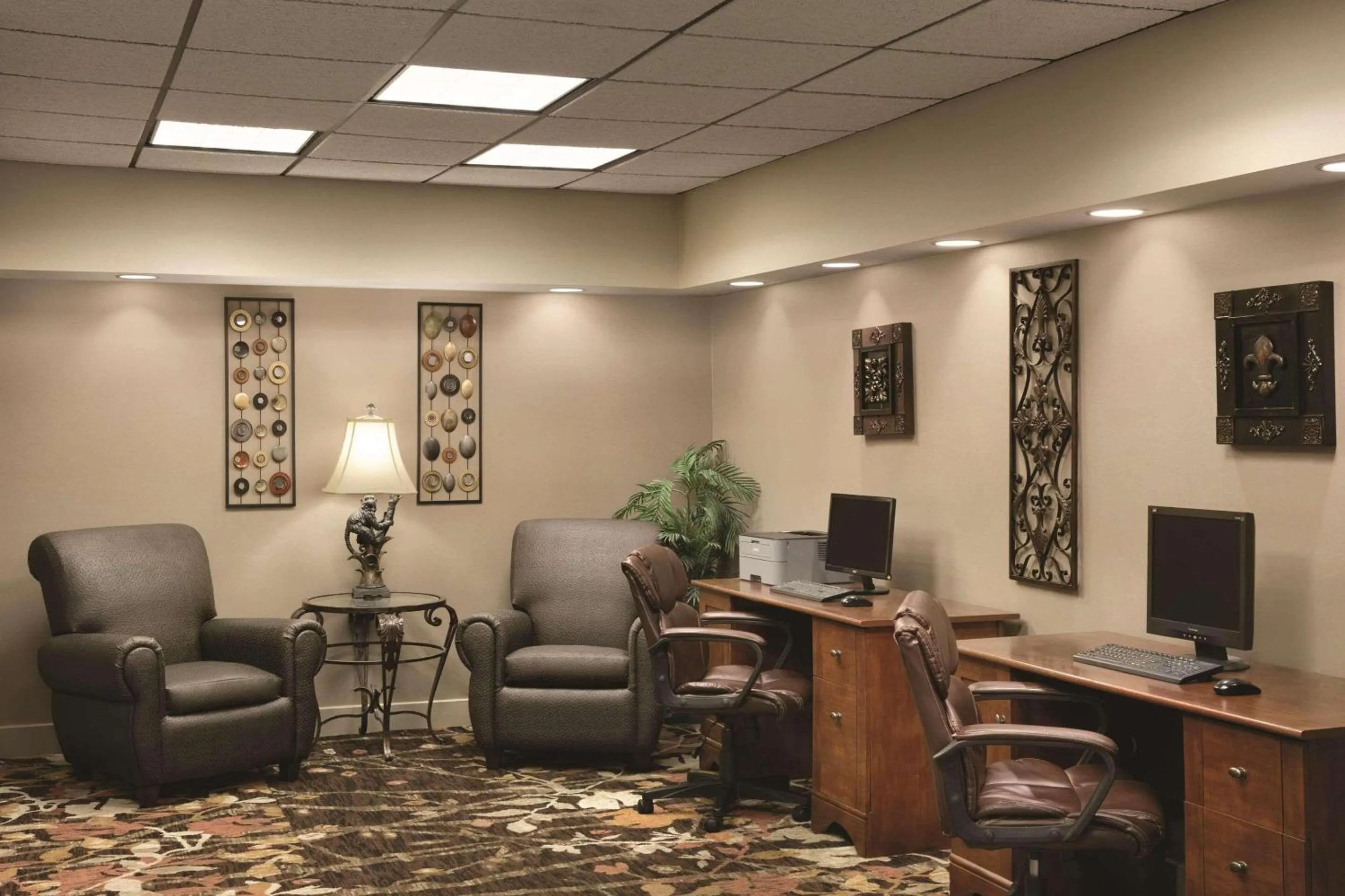 Business facilities in Radisson Hotel Louisville North
