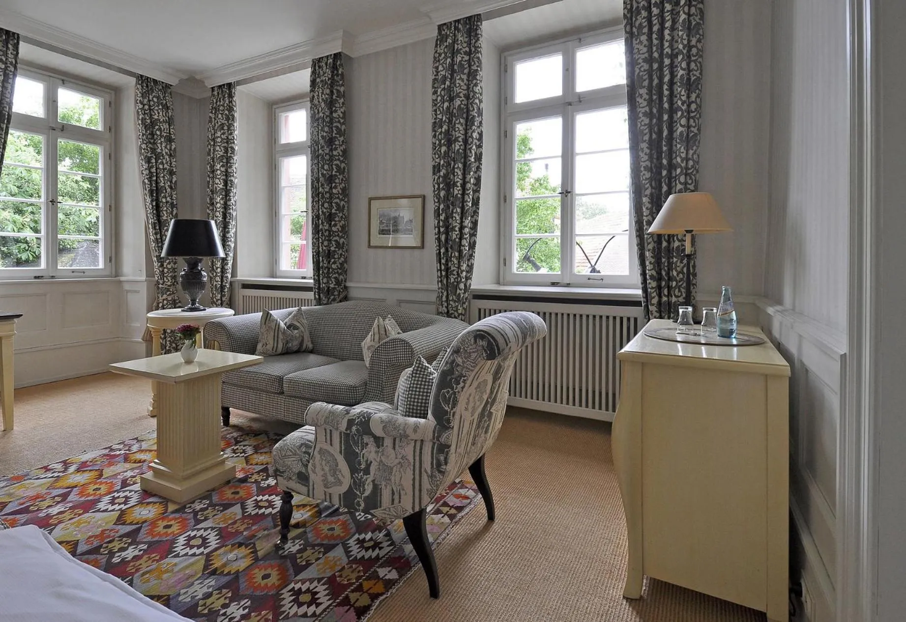 Photo of the whole room in Herrenhaus von Löw