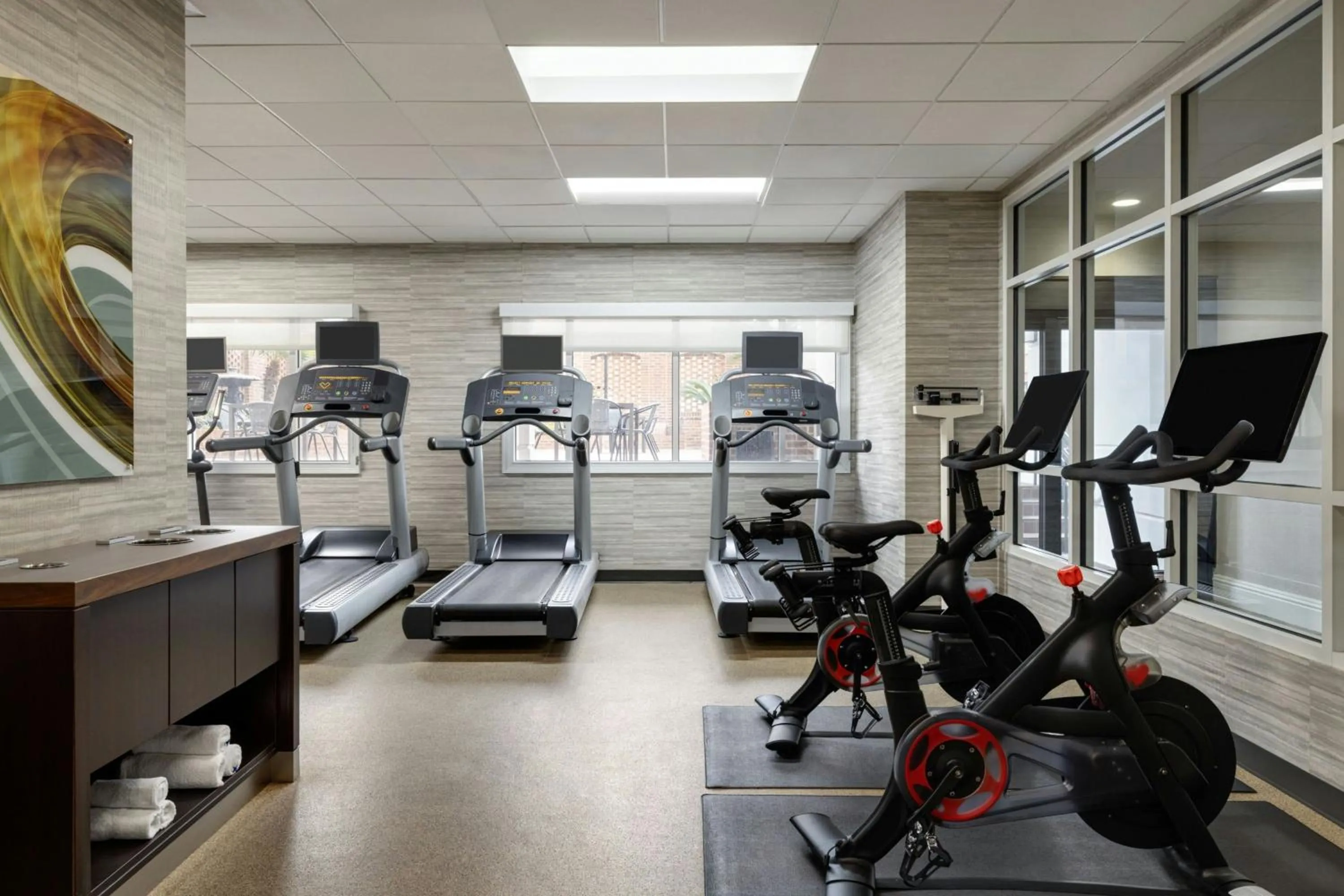 Fitness centre/facilities in Courtyard by Marriott Charleston Historic District