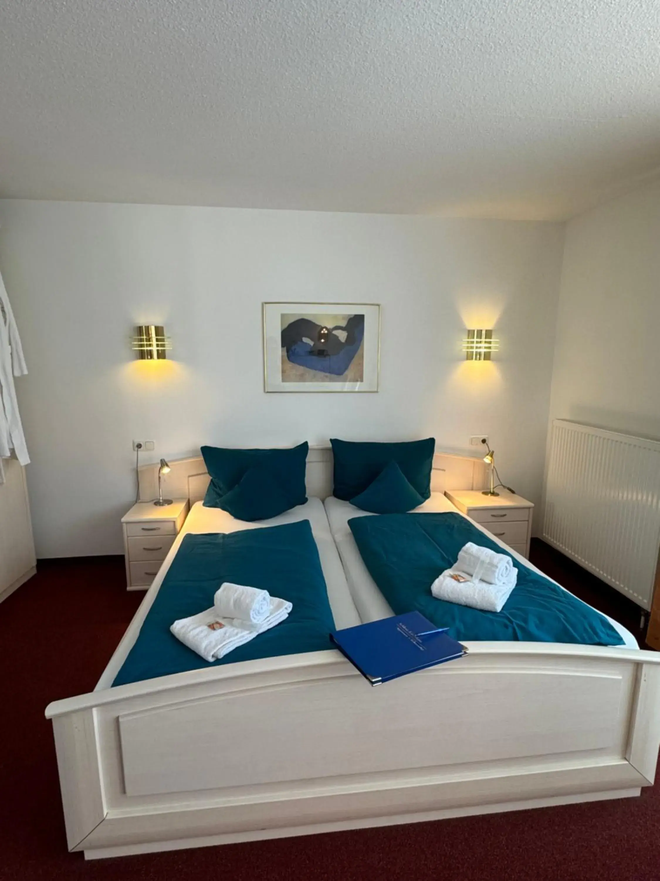 Family Room with Balcony - single occupancy in Schloss Kirchham Appartement - & Wellnessanlage Family Room with Balcony - single occupancy in Schloss Kirchham Appartement - & Wellnessanlage