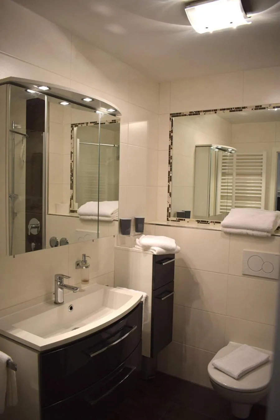 Bathroom in Schloss Kirchham Appartement - & Wellnessanlage