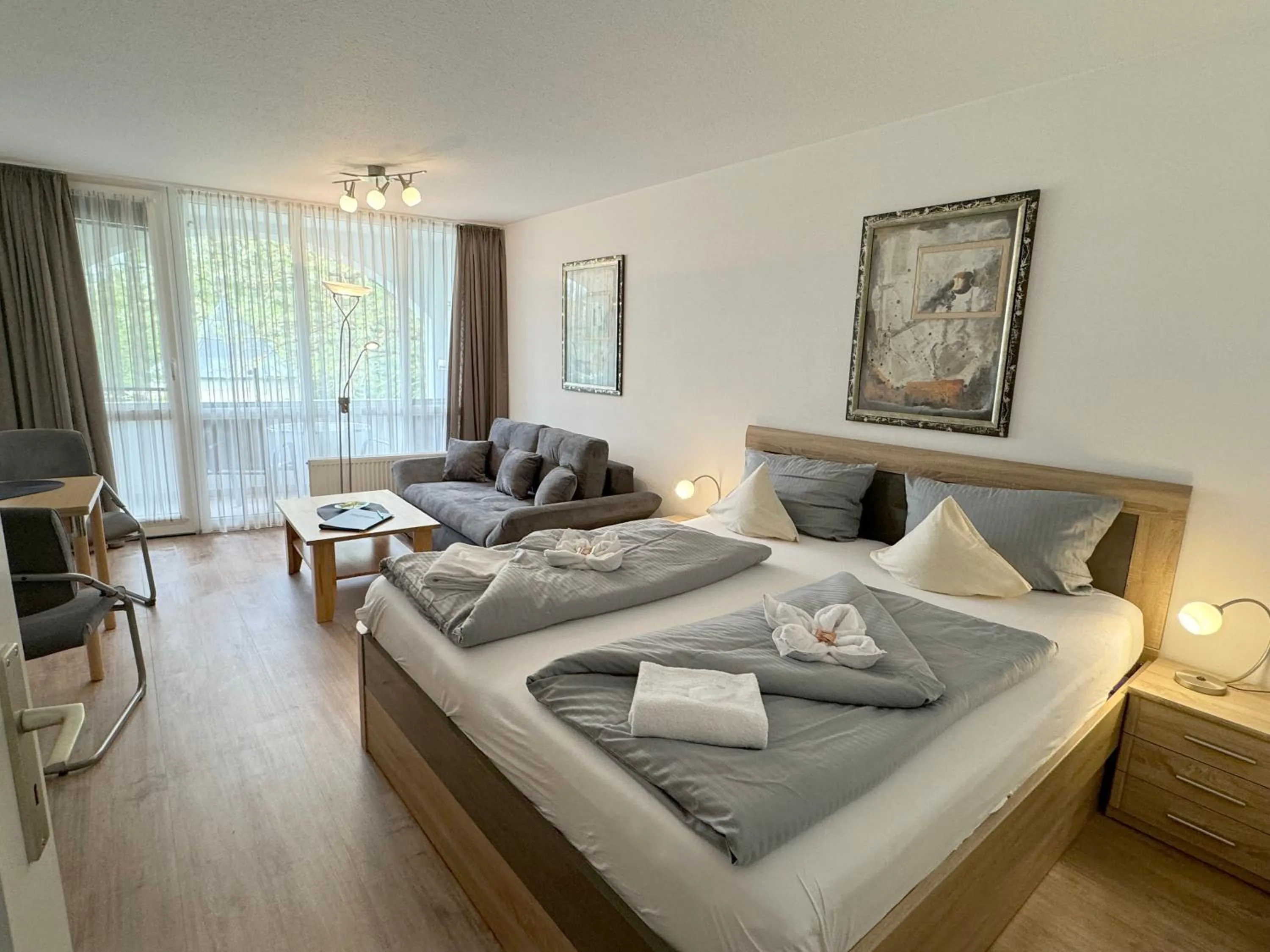 Bedroom, Bed in Schloss Kirchham Appartement - & Wellnessanlage