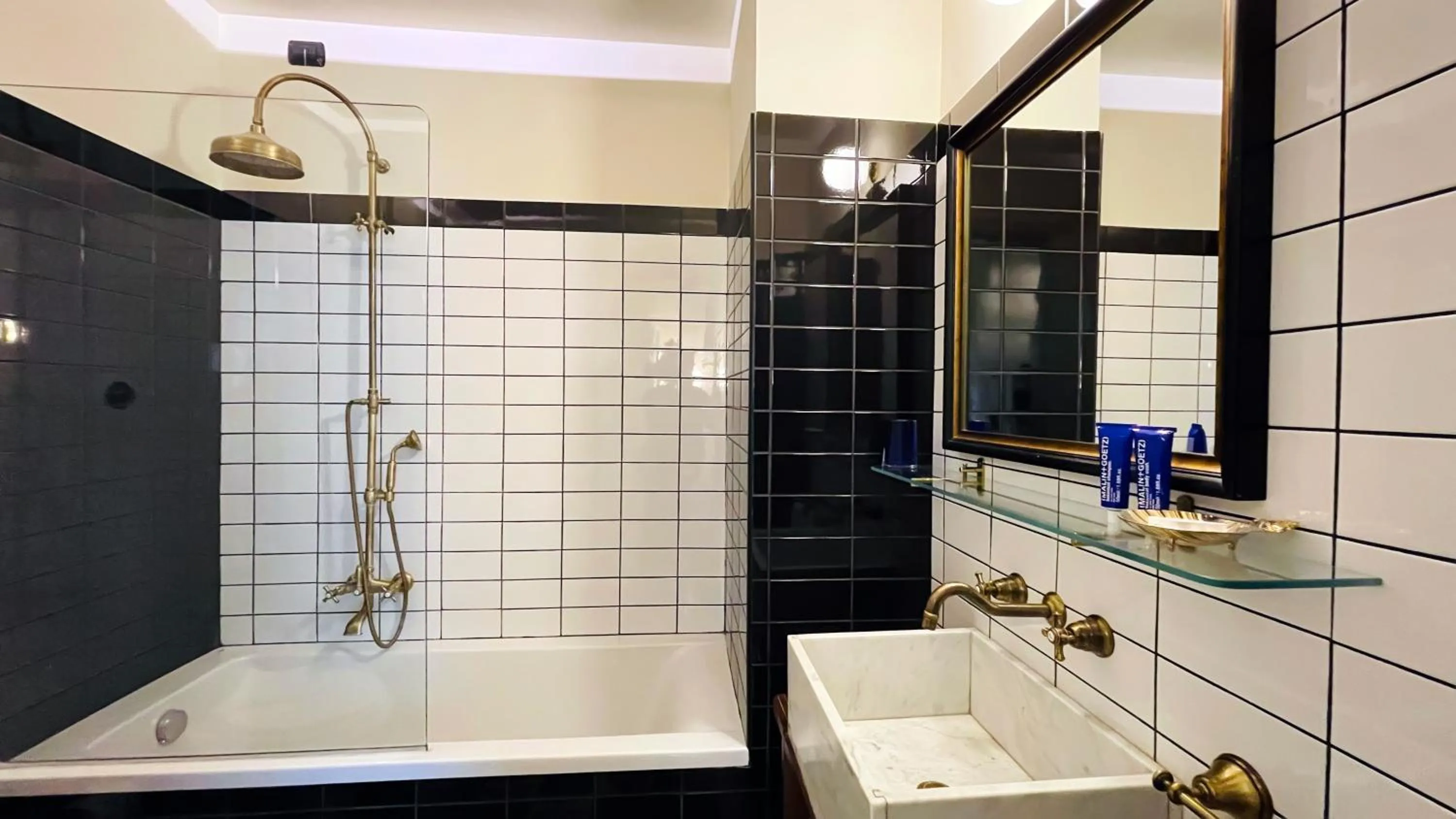 Bathroom in Vino e Oli Residenze