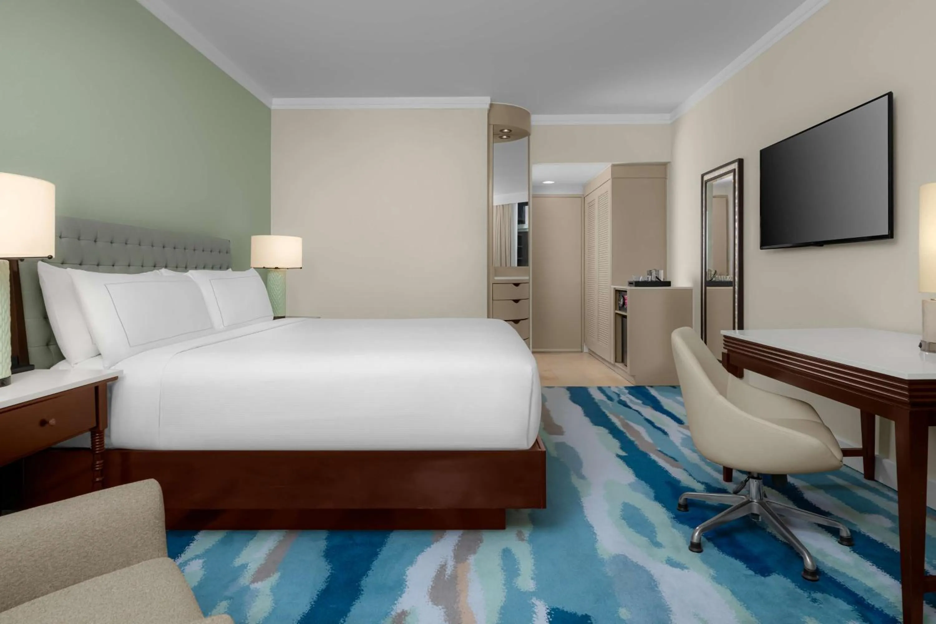 Bedroom, Bed in Hilton Aruba Caribbean Resort & Casino