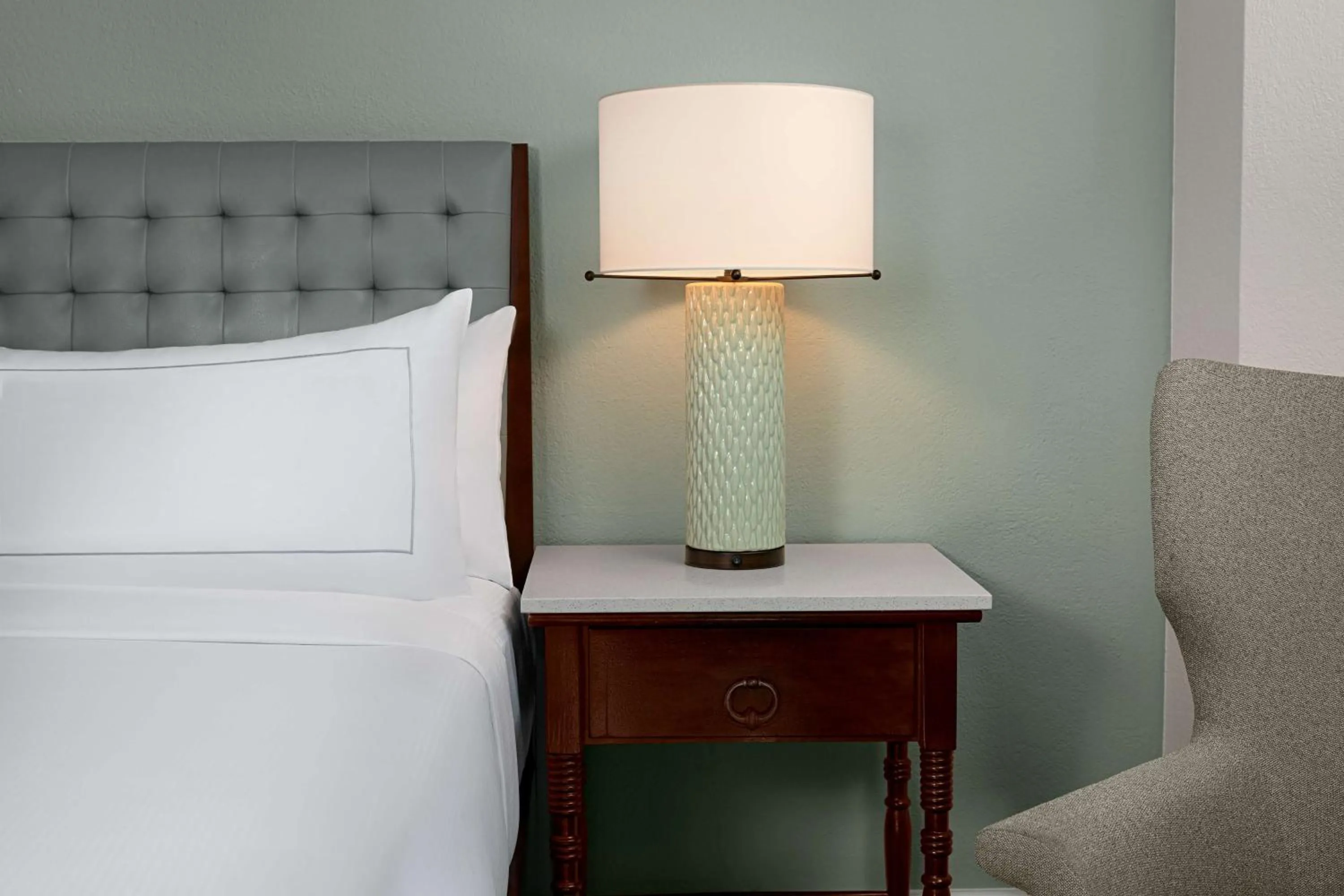 Bed in Hilton Aruba Caribbean Resort & Casino