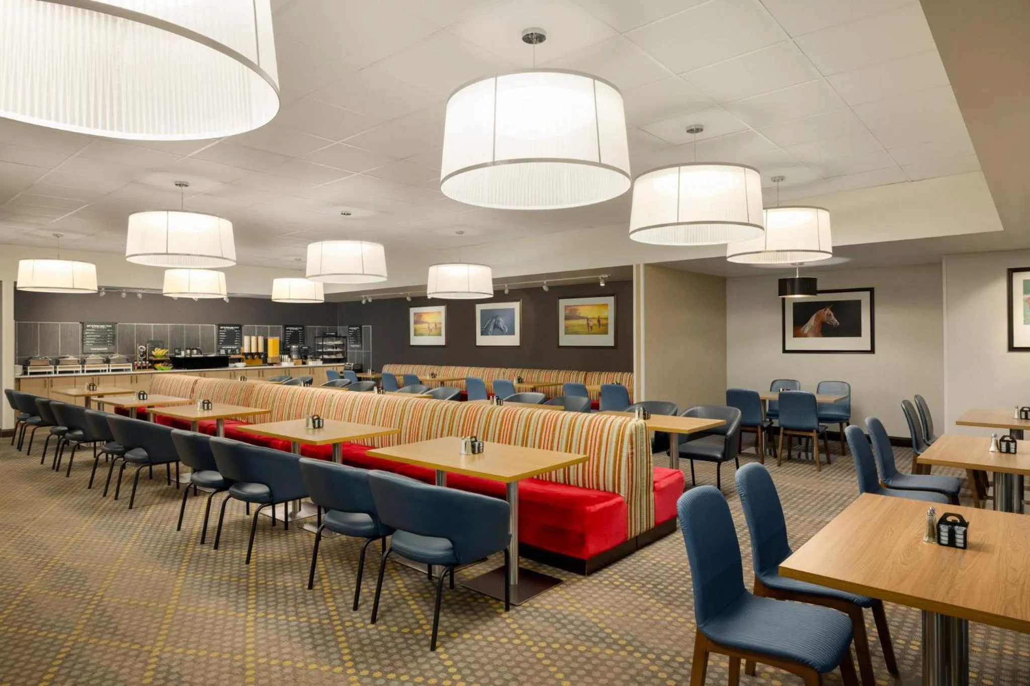 Restaurant/places to eat in Holiday Inn Louisville East - Hurstbourne by IHG
