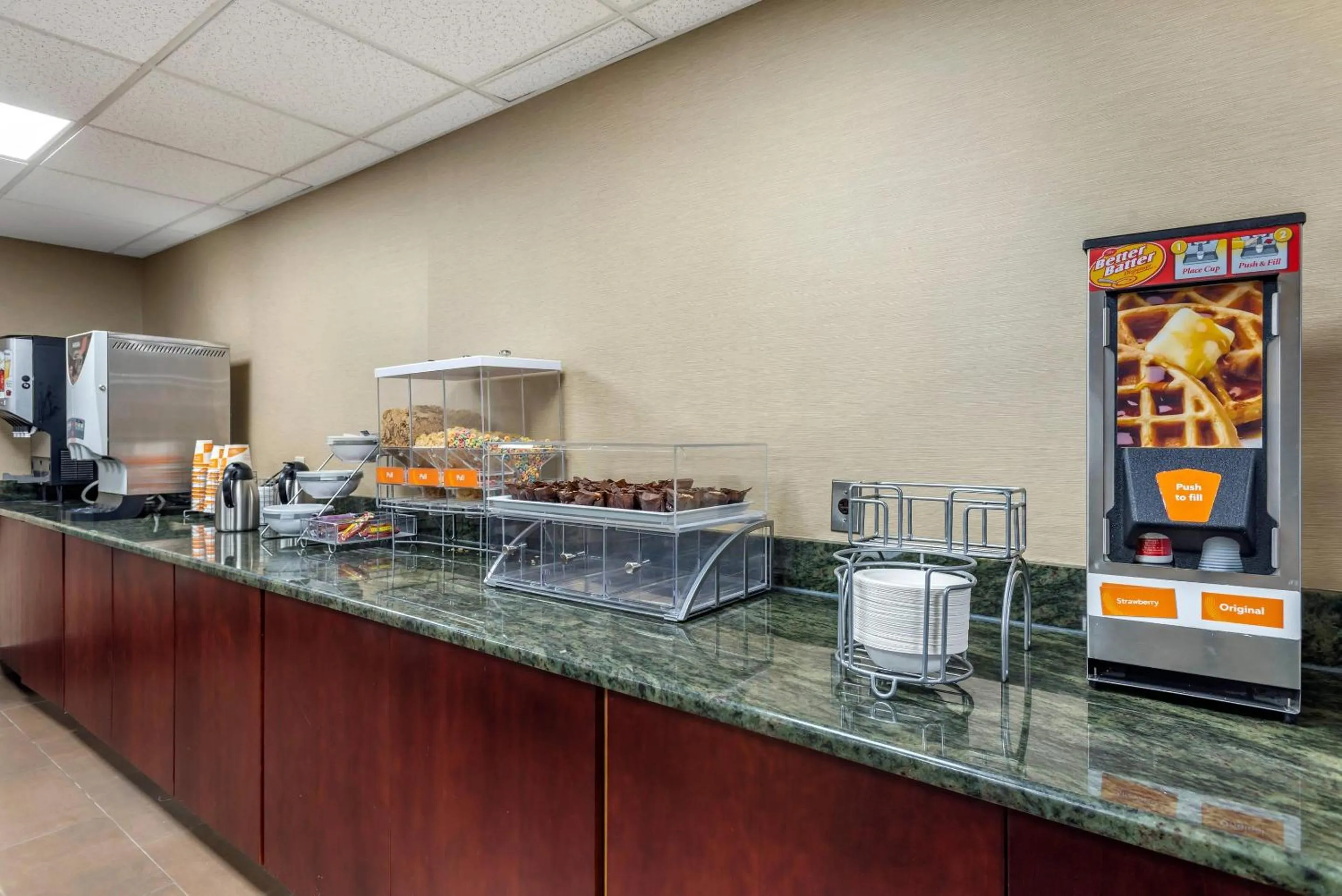 Breakfast in Comfort Inn & Suites Glen Mills - West Chester