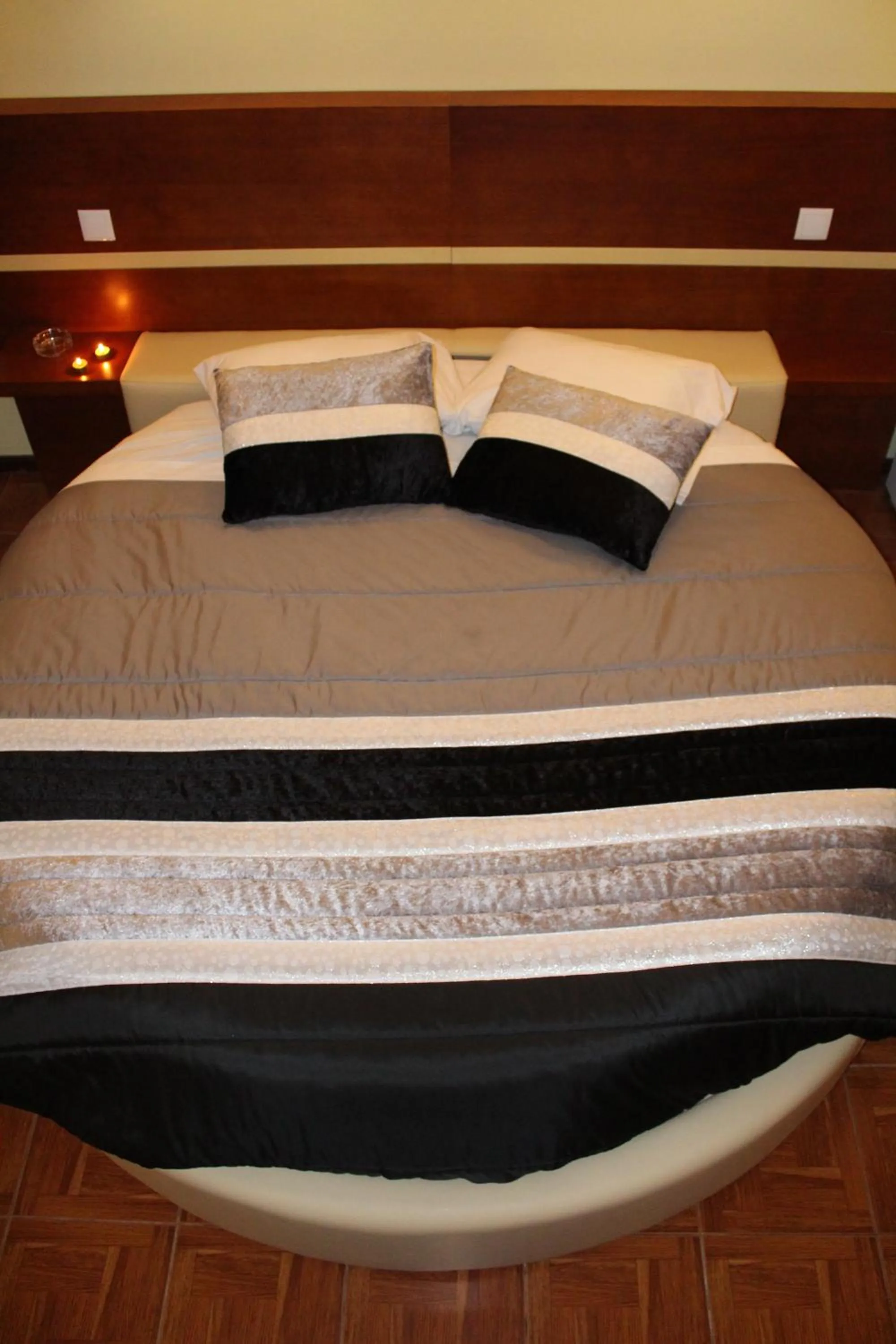 Bed in Residencial Pinho Verde