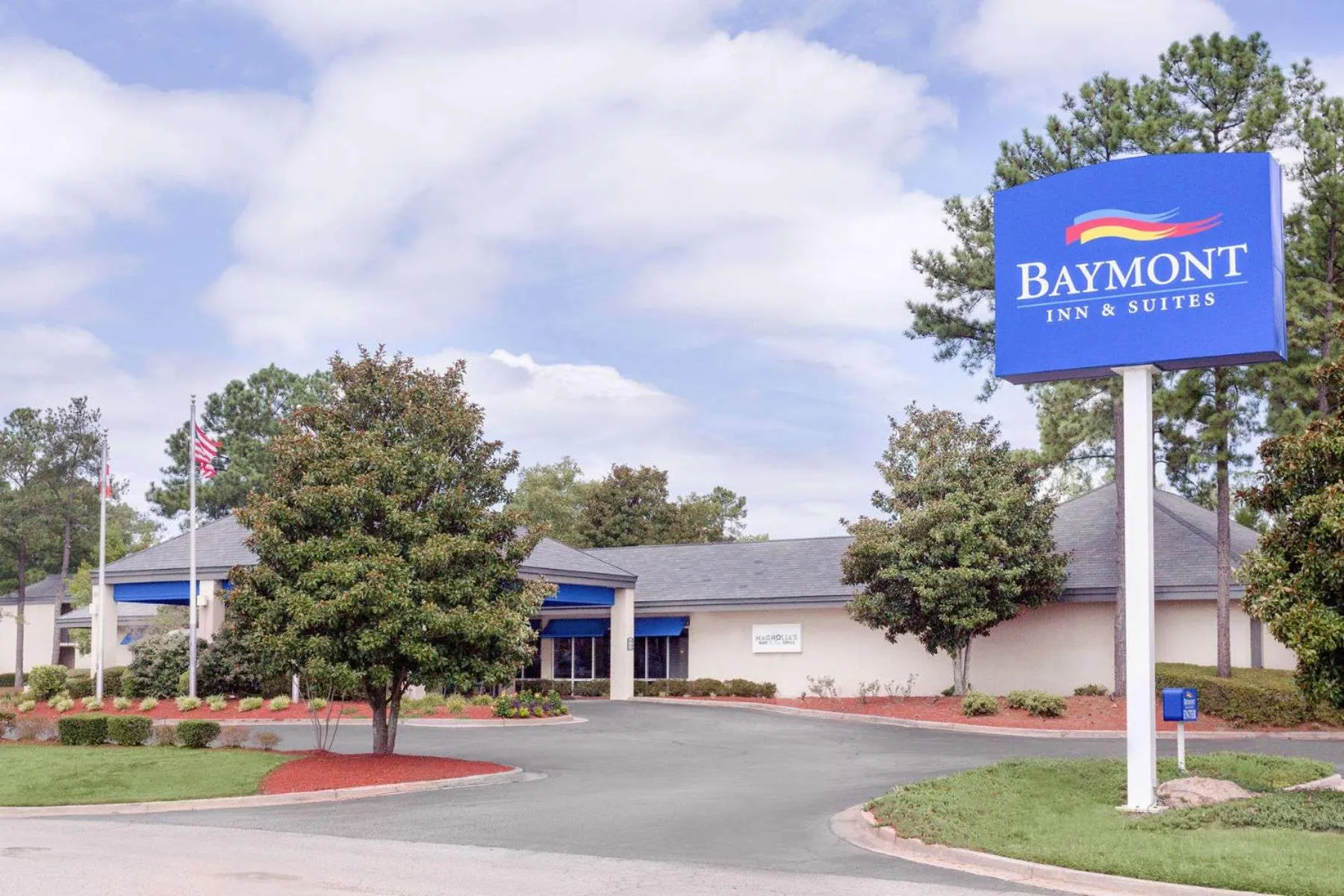 Facade/entrance, Property Building in Ramada by Wyndham Augusta Fort Gordon