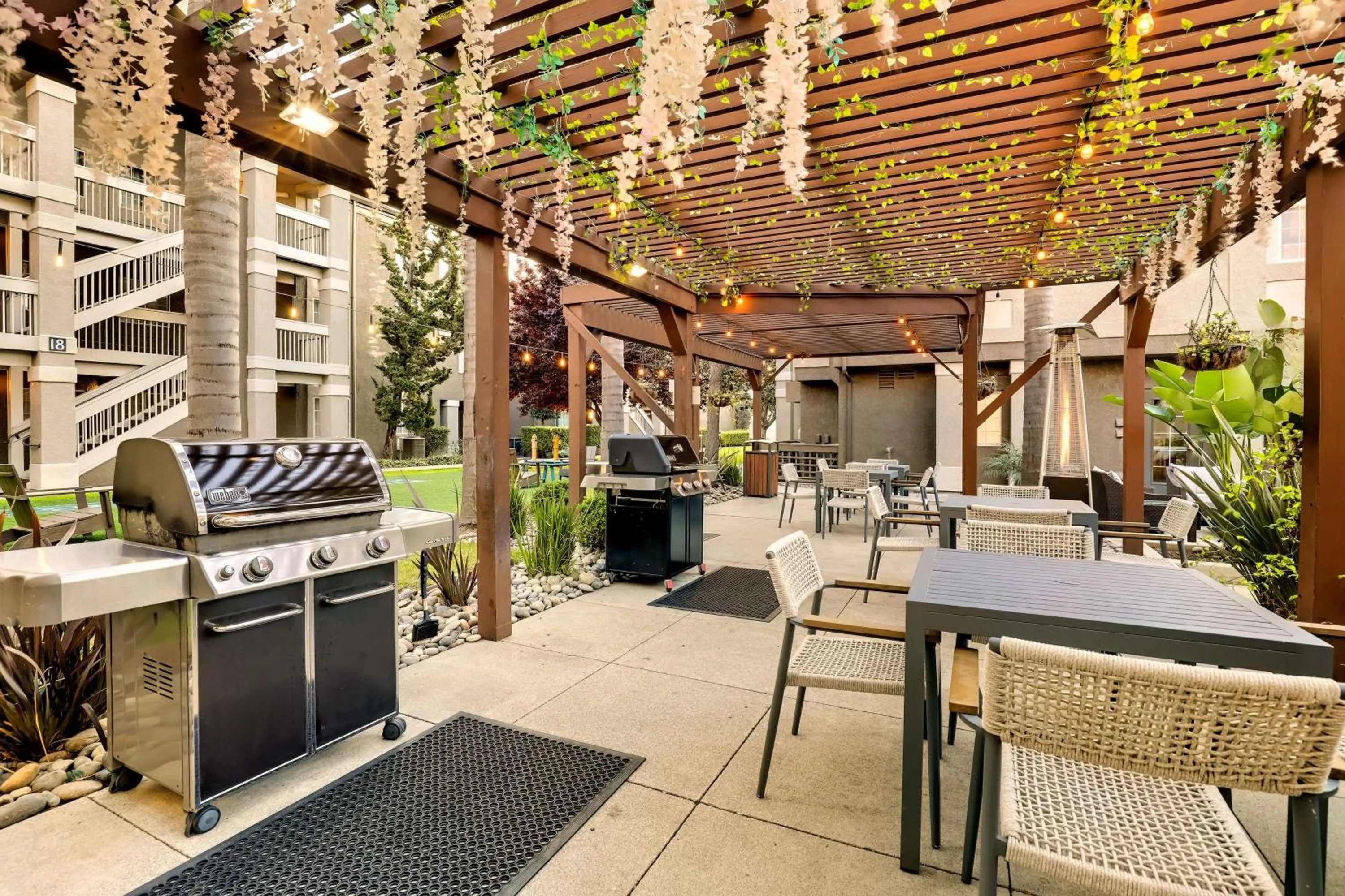 Property building in Sonesta ES Suites Sunnyvale