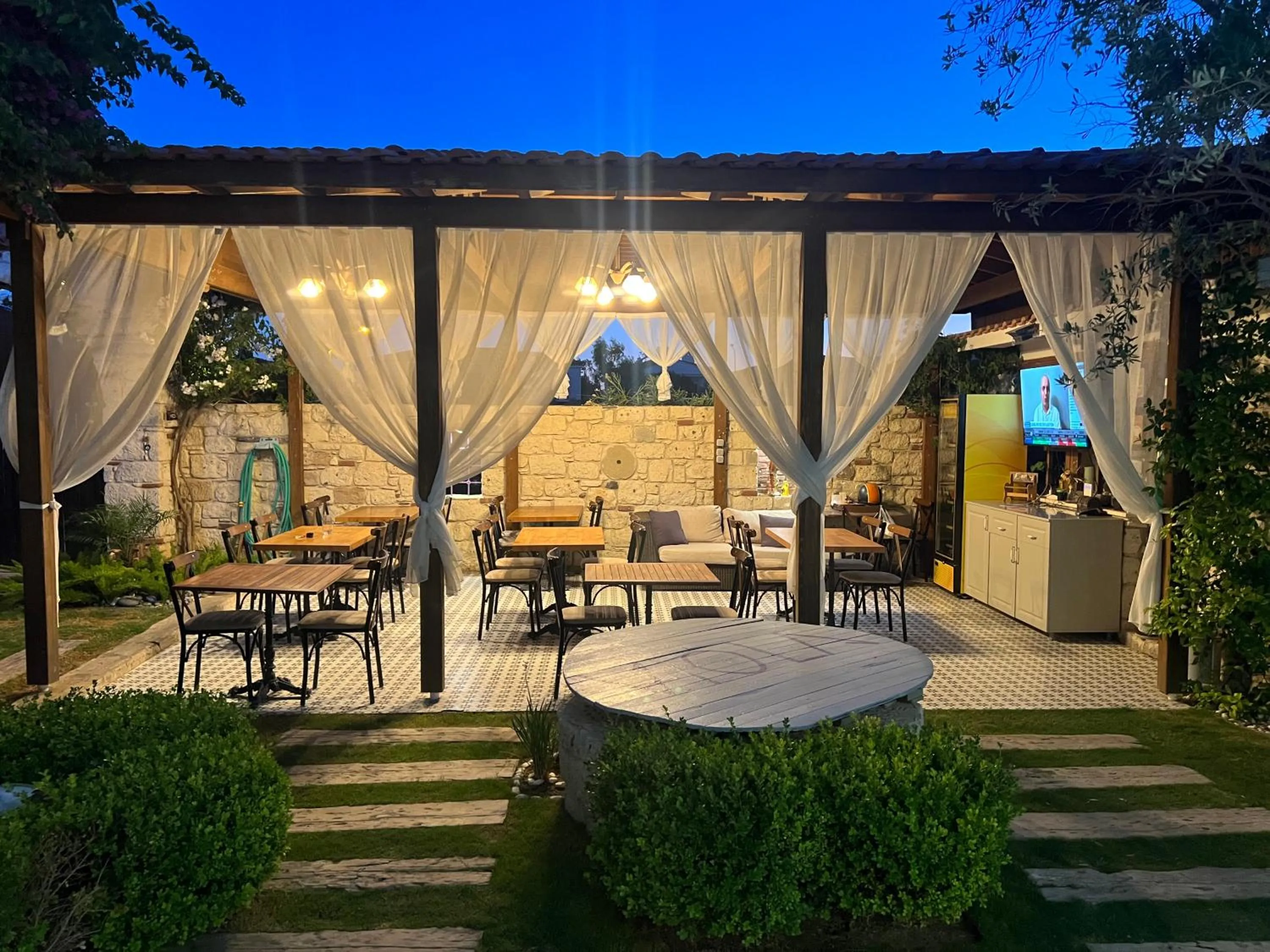 Dining area in Alacati Viola Hotel