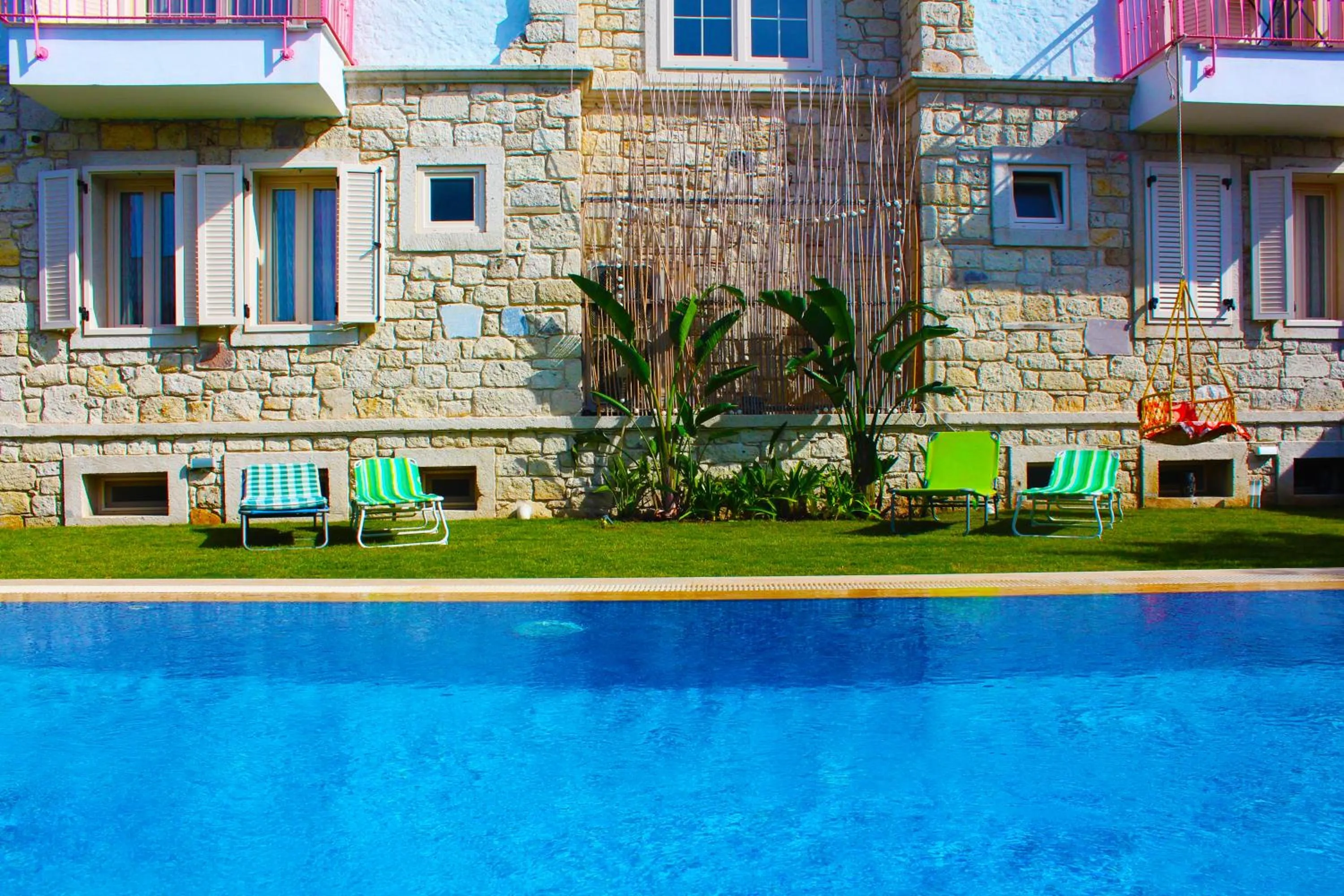 Swimming pool in Alacati Viola Hotel