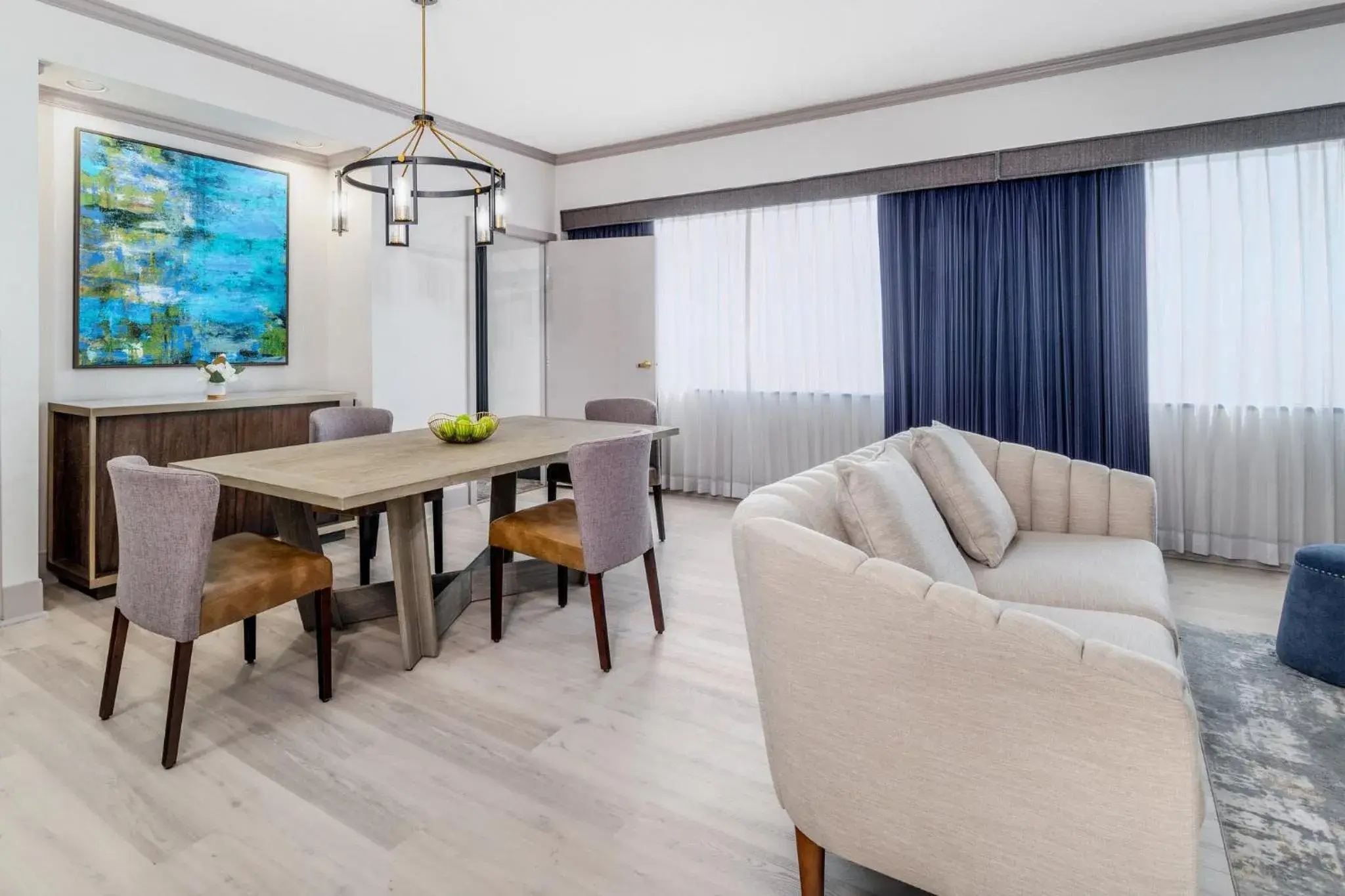 Standard King Room with Harbor View in Crowne Plaza Hotel Los Angeles Harbor by IHG Standard King Room with Harbor View in Crowne Plaza Hotel Los Angeles Harbor by IHG