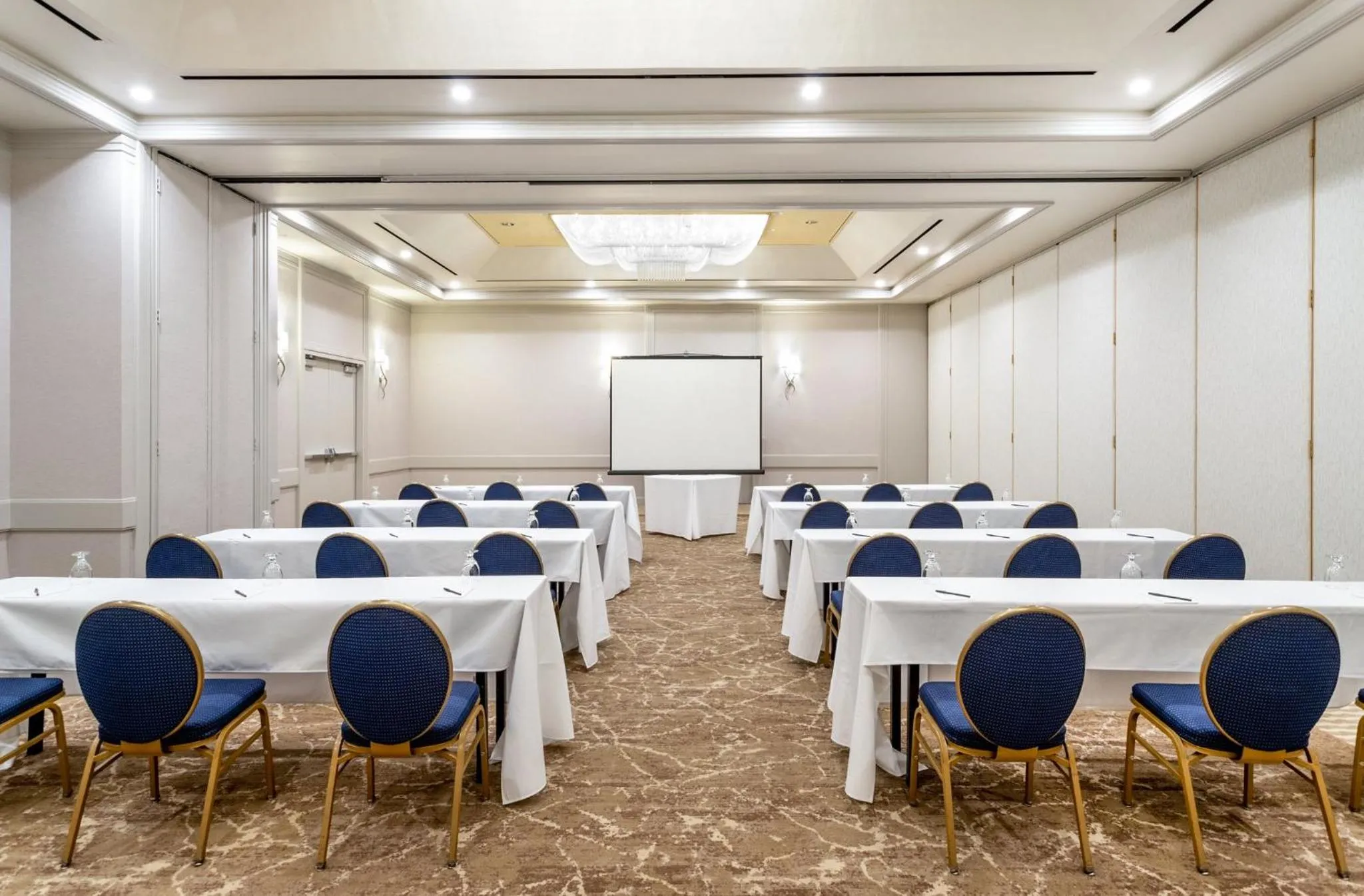 Meeting/conference room in Crowne Plaza Hotel Los Angeles Harbor by IHG