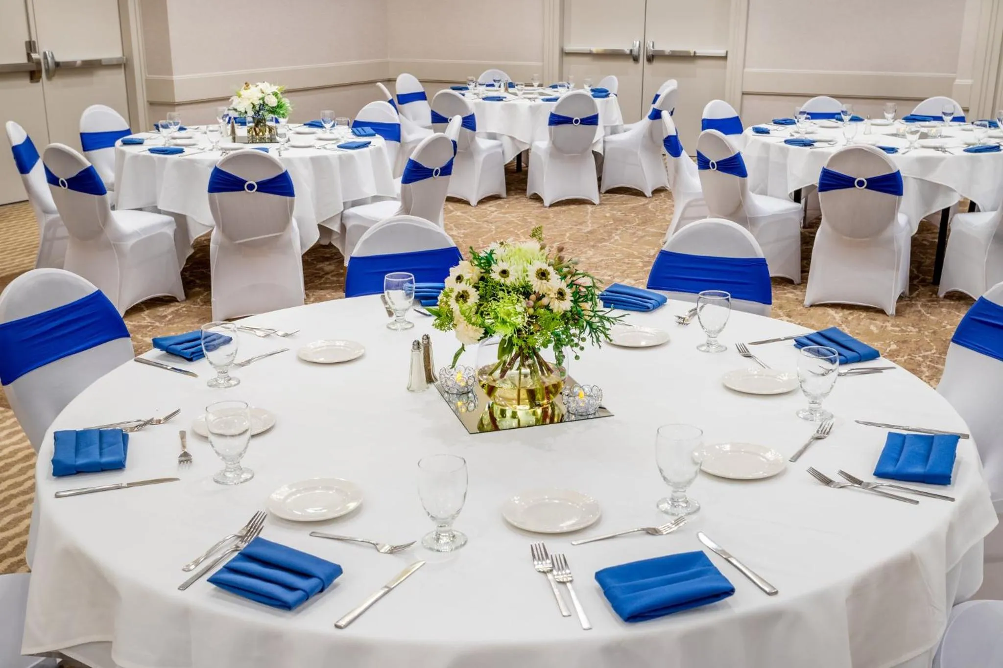 Meeting/conference room in Crowne Plaza Hotel Los Angeles Harbor by IHG