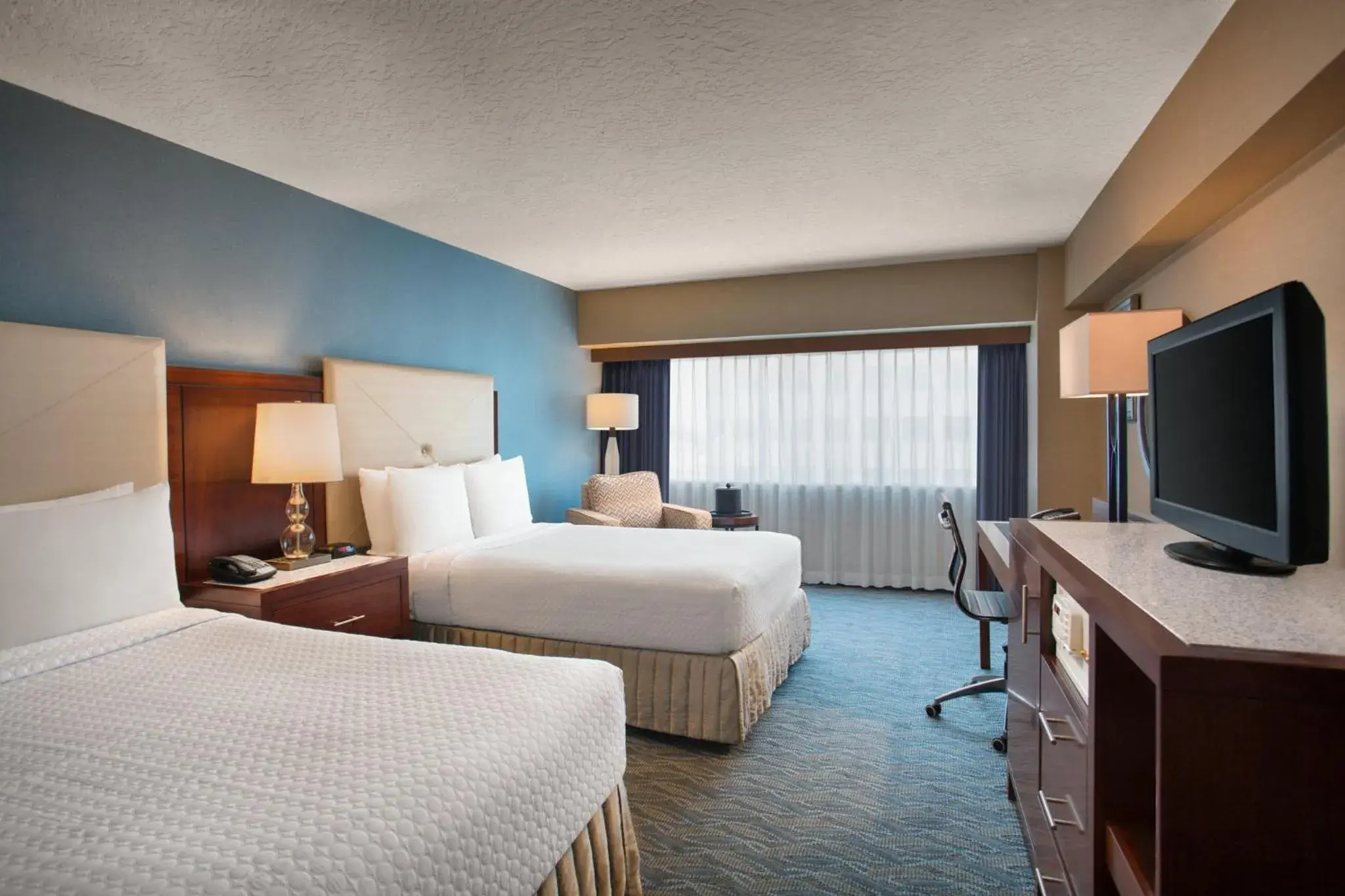 Standard Double Room with Two Double Beds and Mobility Accessible Roll-In Shower in Crowne Plaza Hotel Los Angeles Harbor by IHG Standard Double Room with Two Double Beds and Mobility Accessible Roll-In Shower in Crowne Plaza Hotel Los Angeles Harbor by IHG