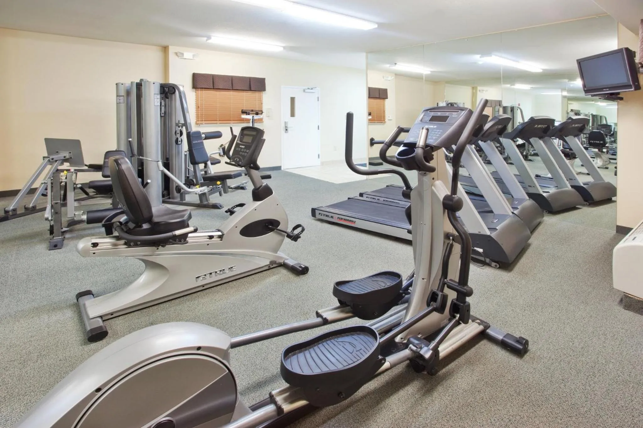 Fitness centre/facilities in Candlewood Suites-Augusta by IHG