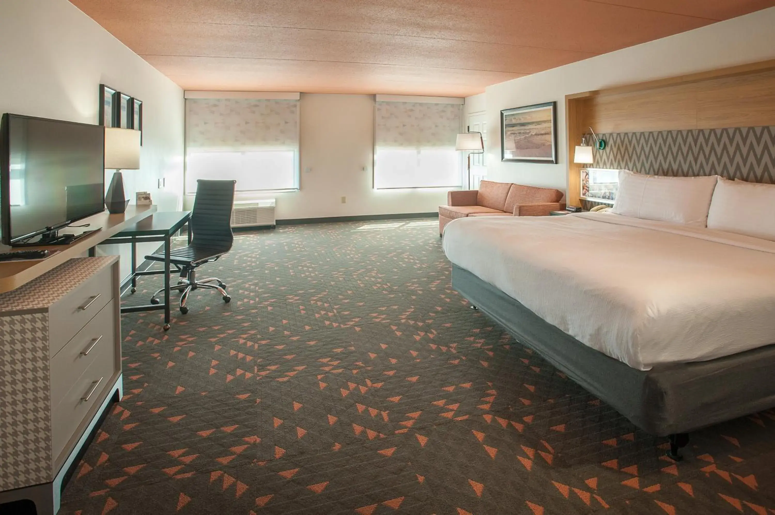 King Suite in Holiday Inn Pensacola - University Area by IHG King Suite in Holiday Inn Pensacola - University Area by IHG