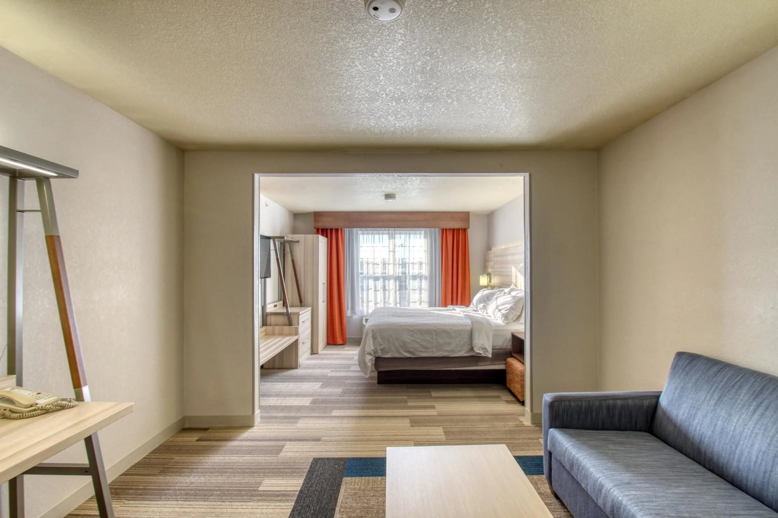 Seating area, Bed in Holiday Inn Express Hotel & Suites Milwaukee Airport by IHG