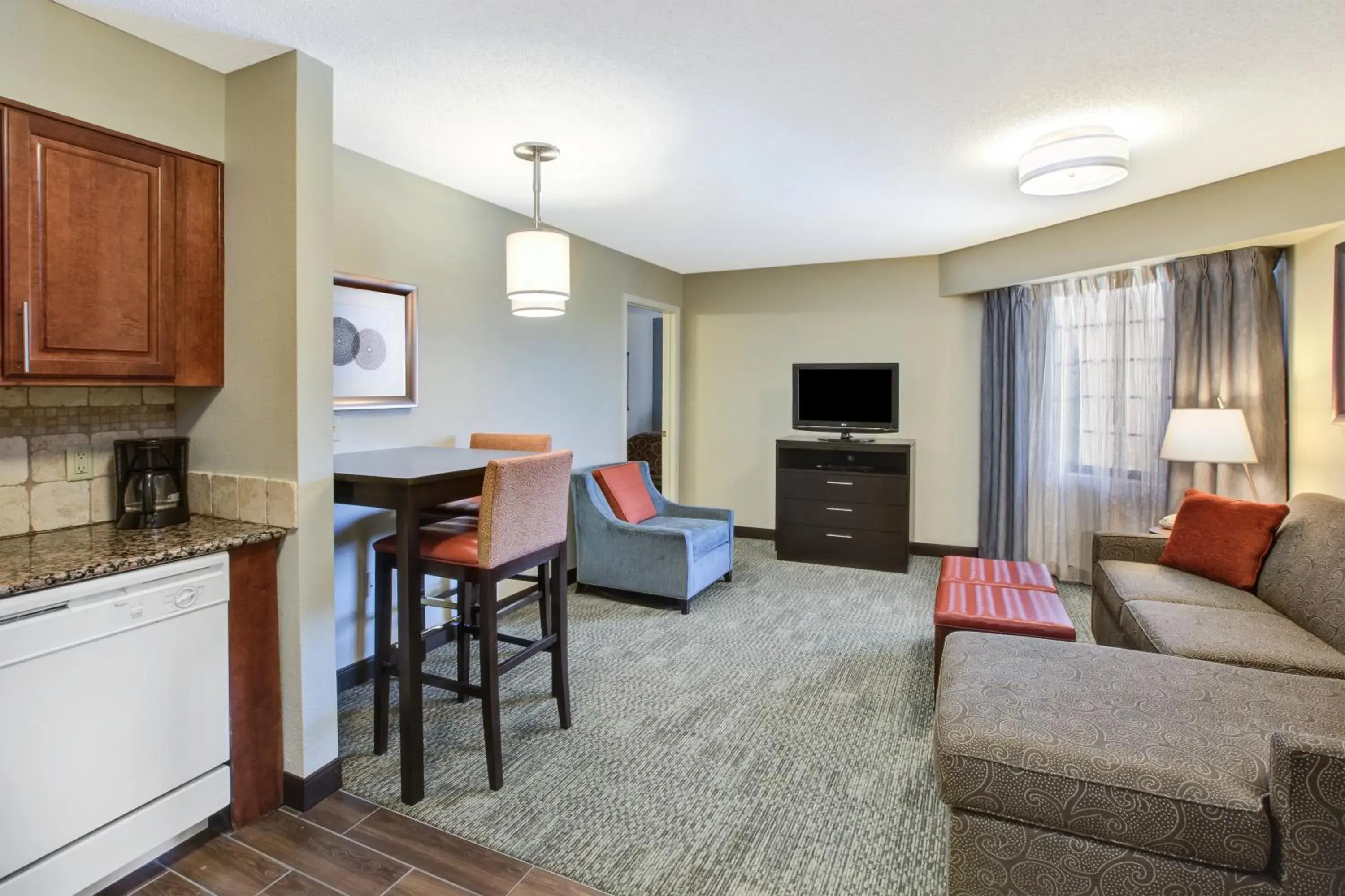 Two-Bedroom Suite in Staybridge Suites Louisville - East by IHG Two-Bedroom Suite in Staybridge Suites Louisville - East by IHG