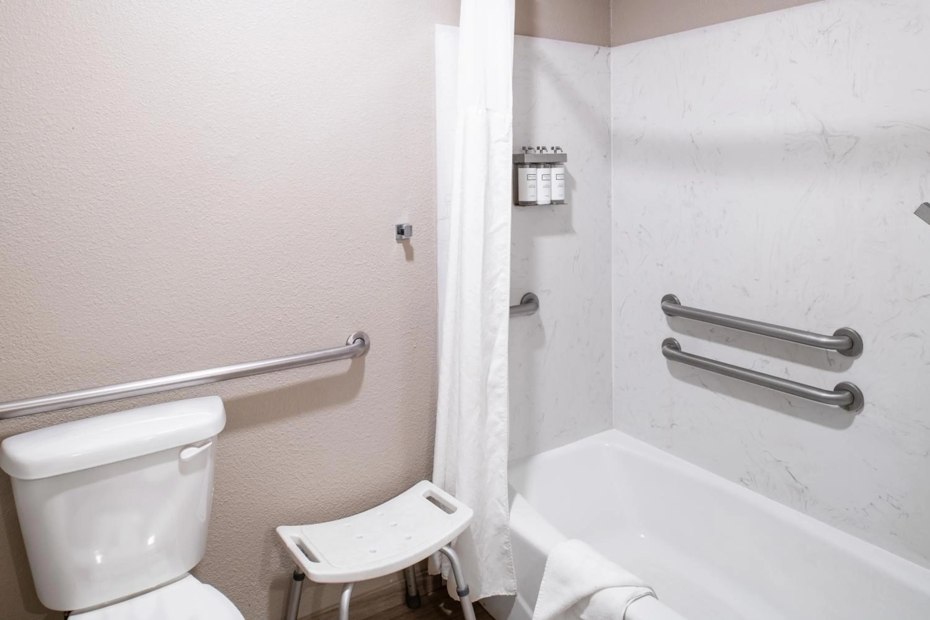 Bathroom in Yosemite Westgate Lodge