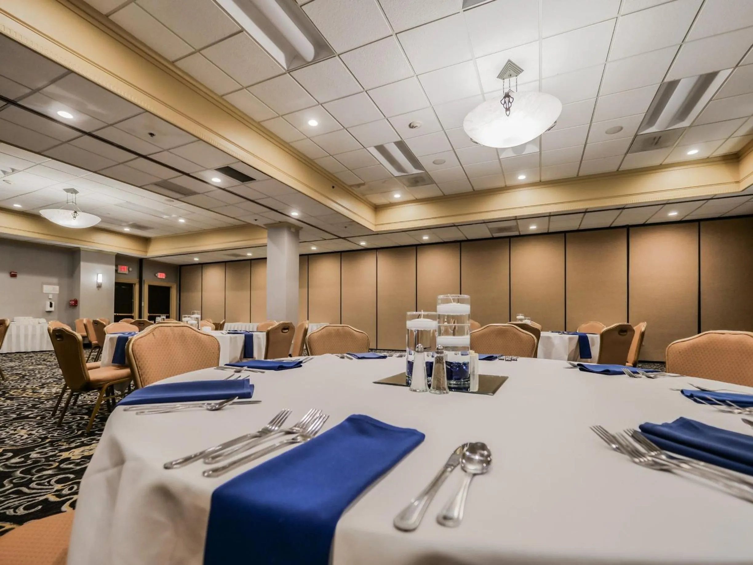 Banquet/Function facilities in Crowne Plaza Cleveland Airport by IHG