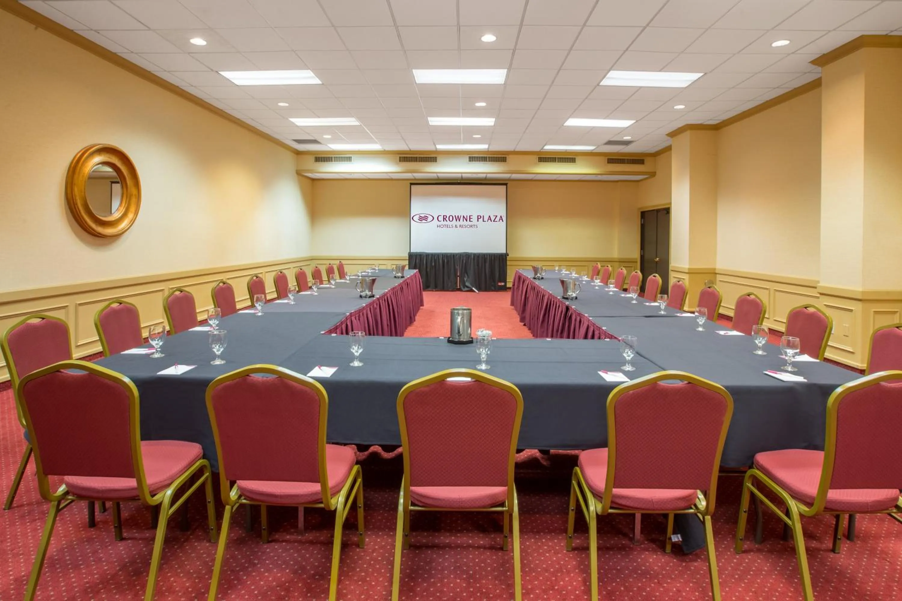 Meeting/conference room in Crowne Plaza Cleveland Airport by IHG