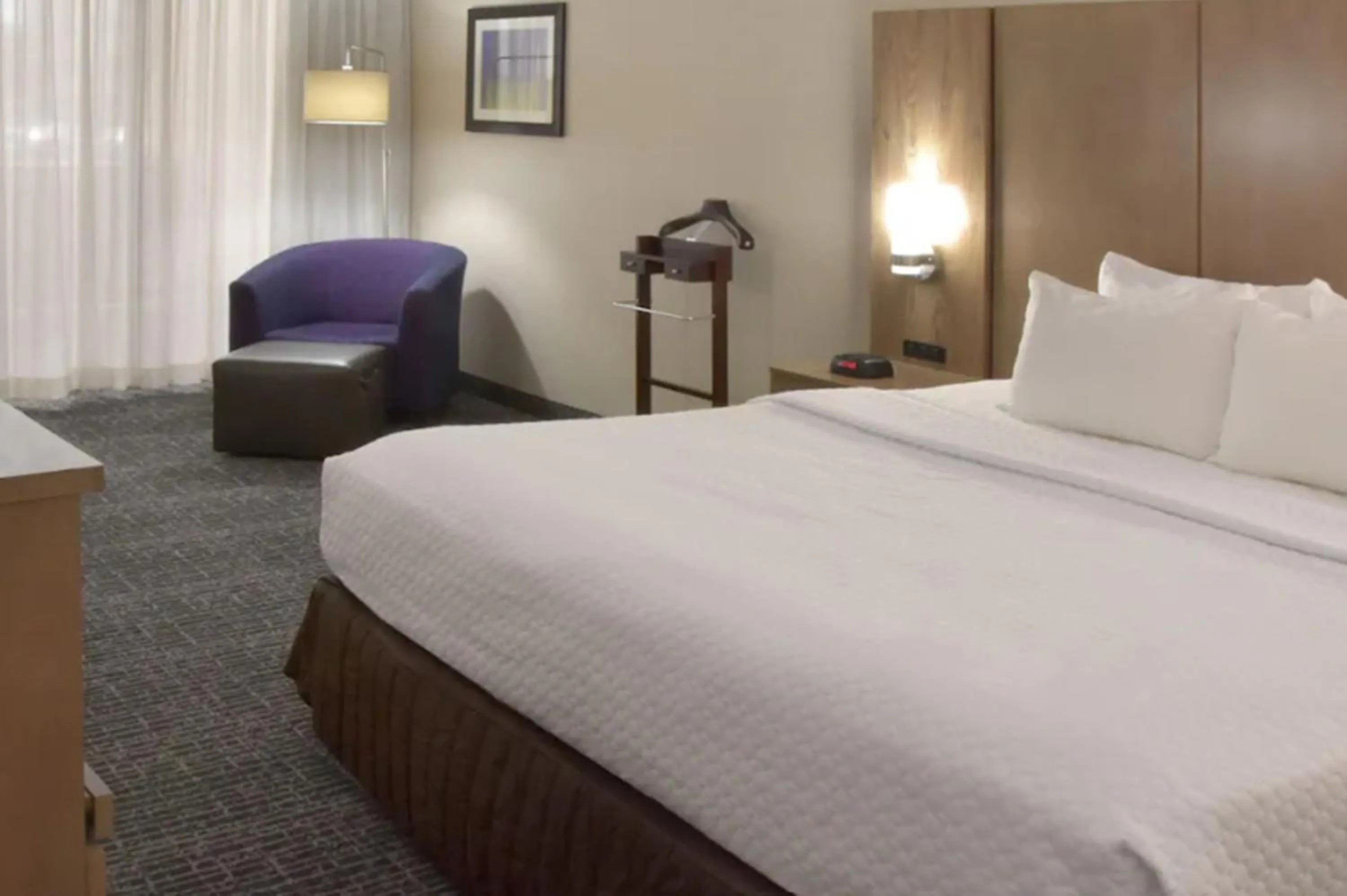 Bedroom, Bed in Crowne Plaza Cleveland Airport by IHG