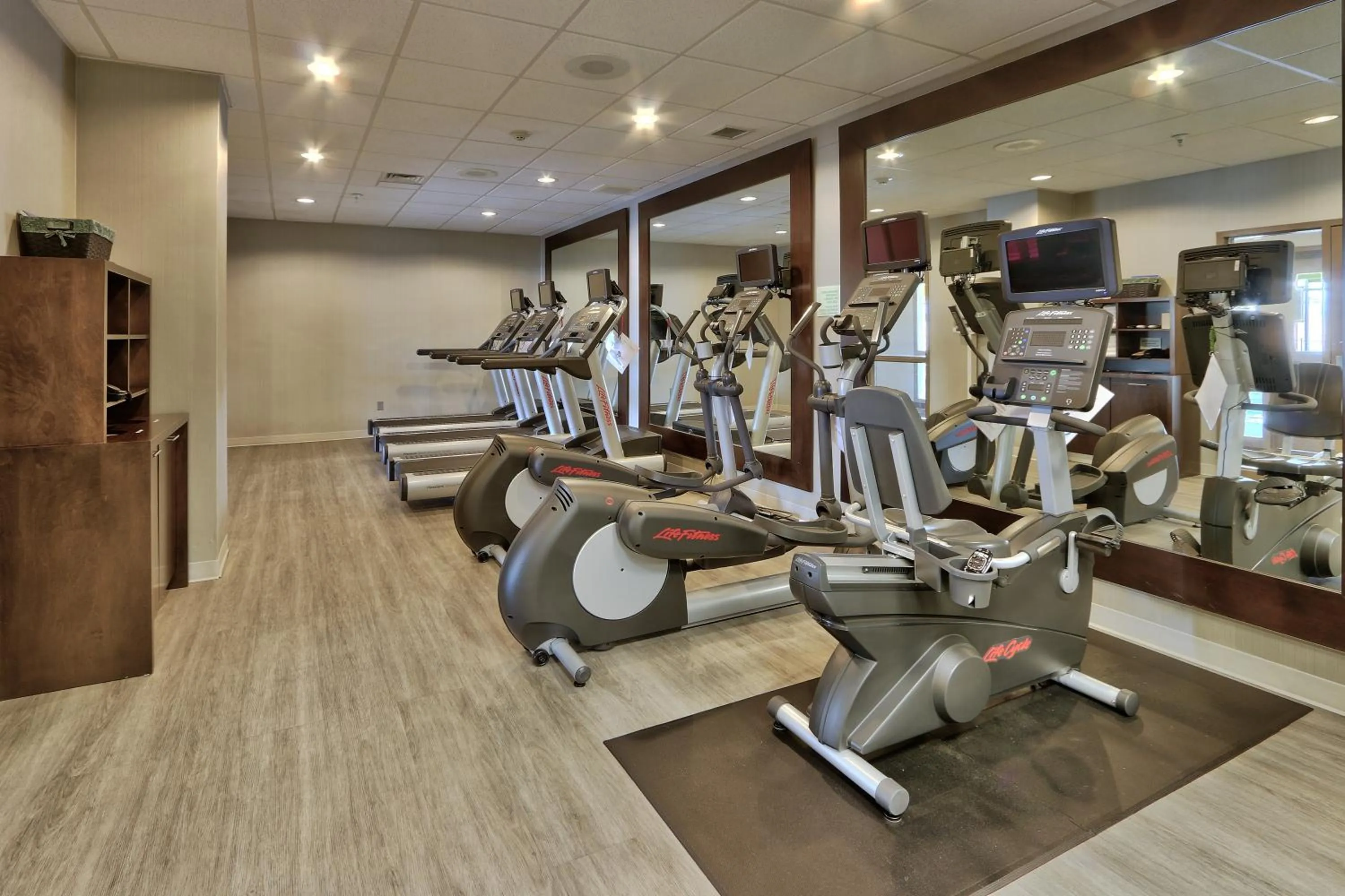 Spa and wellness centre/facilities in Holiday Inn & Suites Albuquerque-North I-25 by IHG