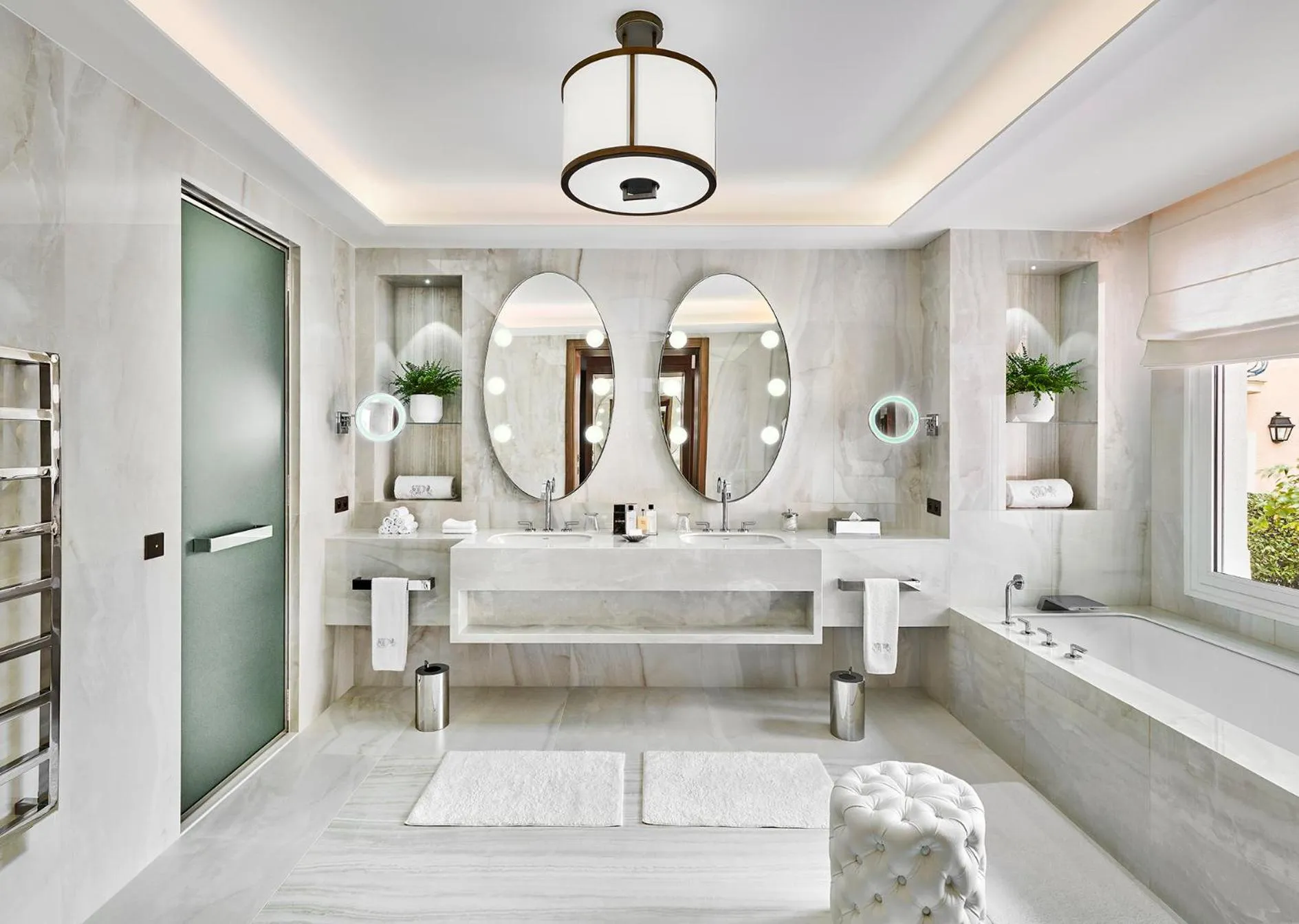 Bathroom in La Réserve de Beaulieu