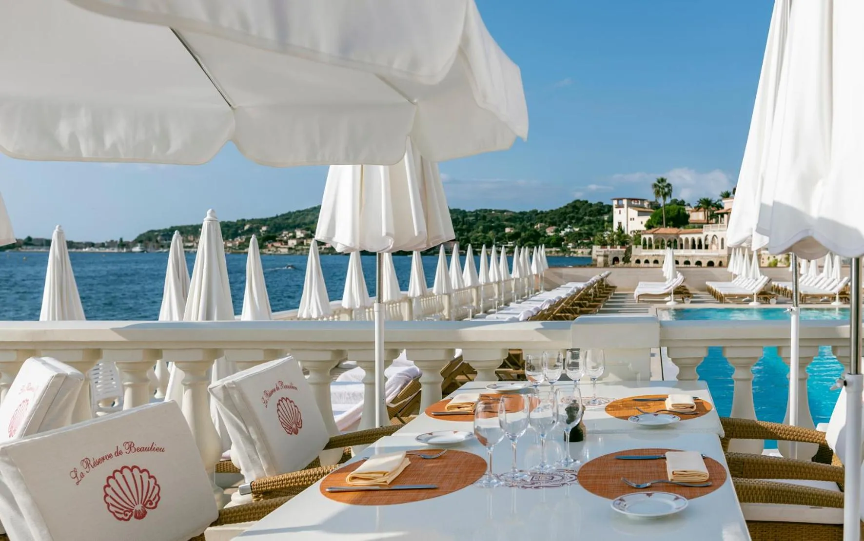 Restaurant/places to eat in La Réserve de Beaulieu