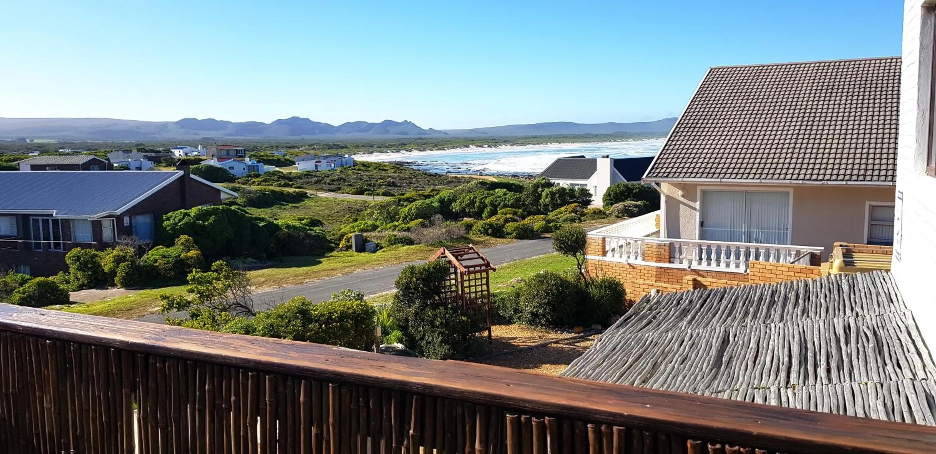 Sea view in The-Ark B&B