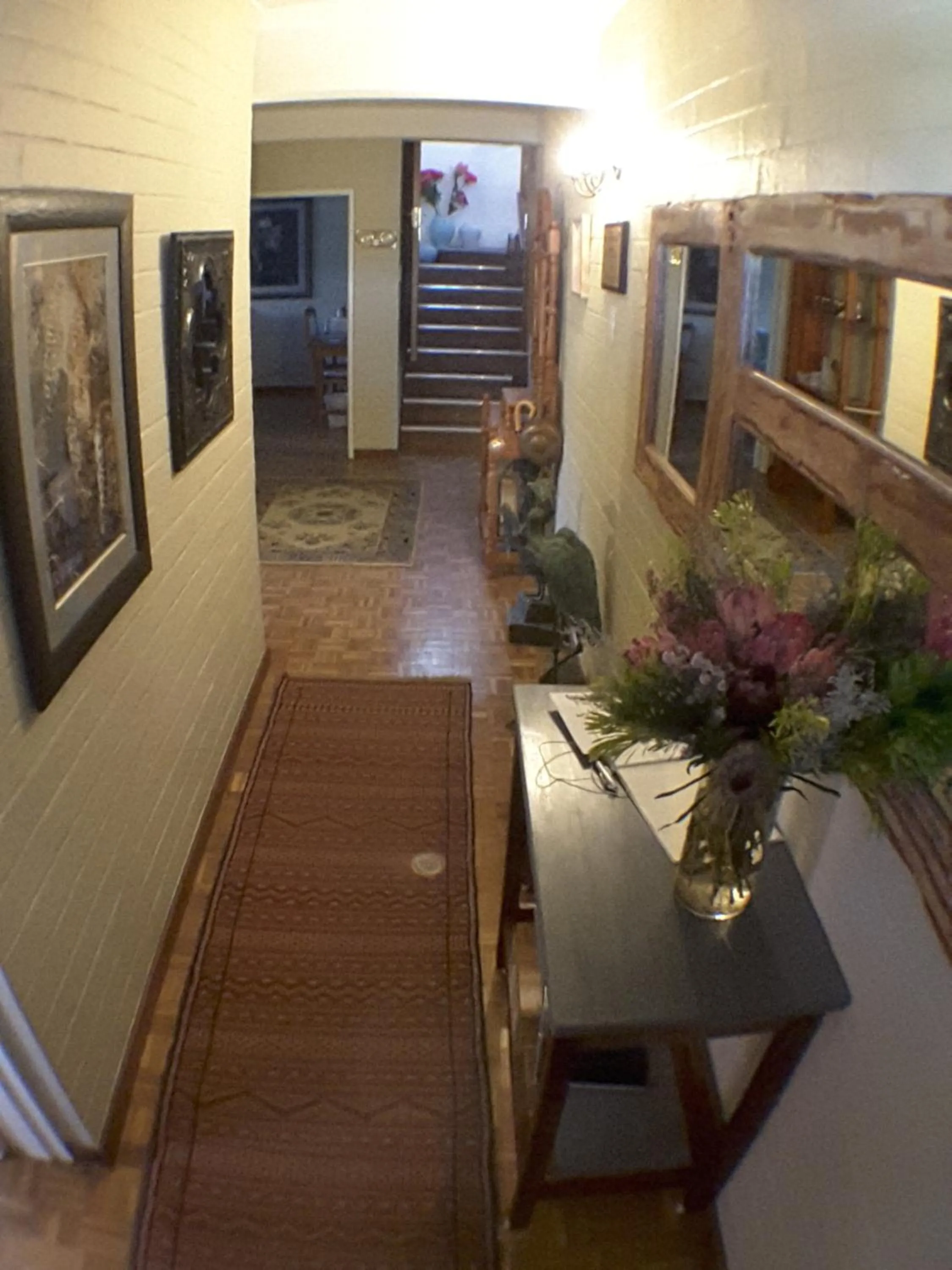 Facade/entrance in The-Ark B&B