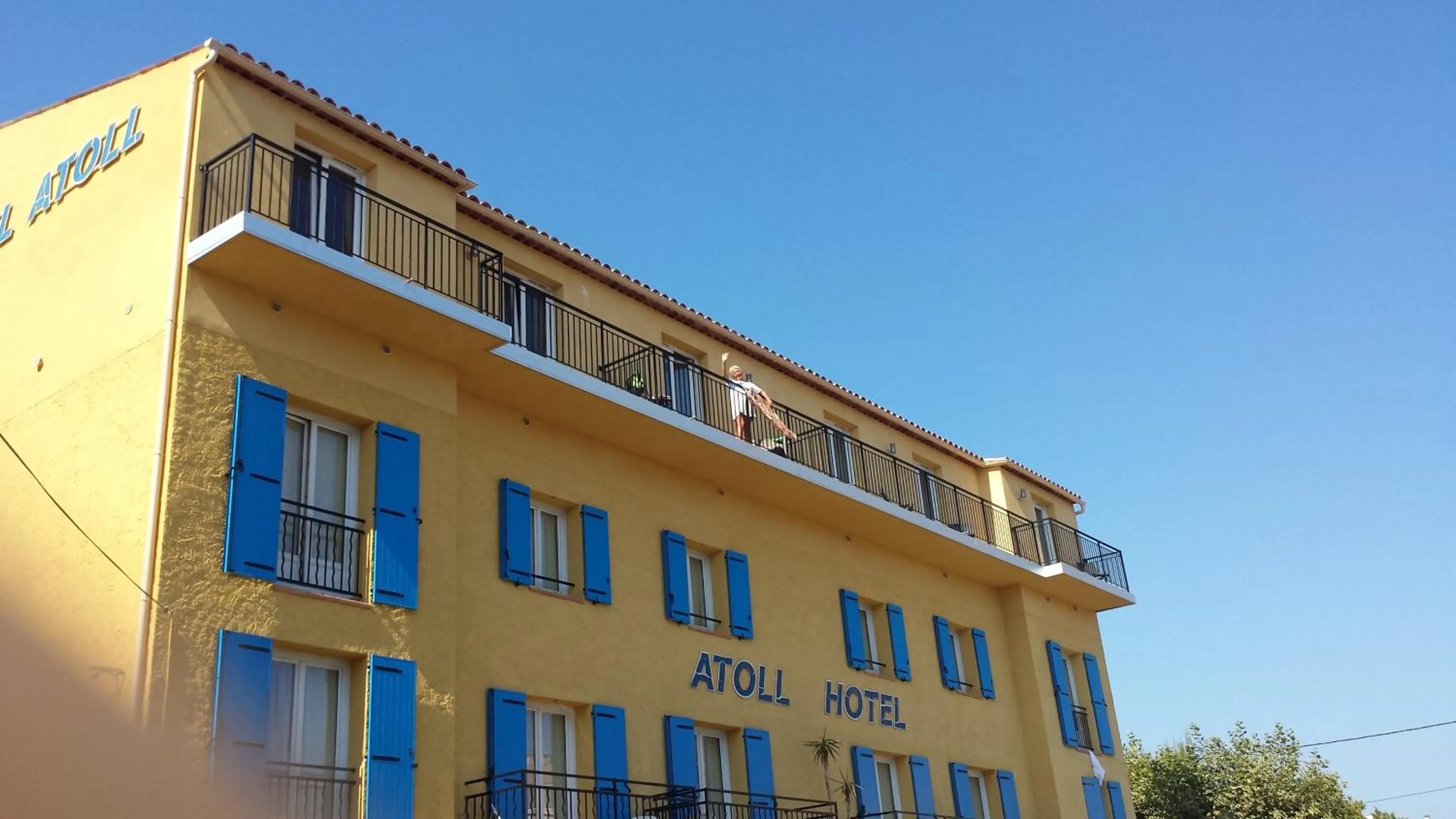 Property building in Atoll Hotel restaurant